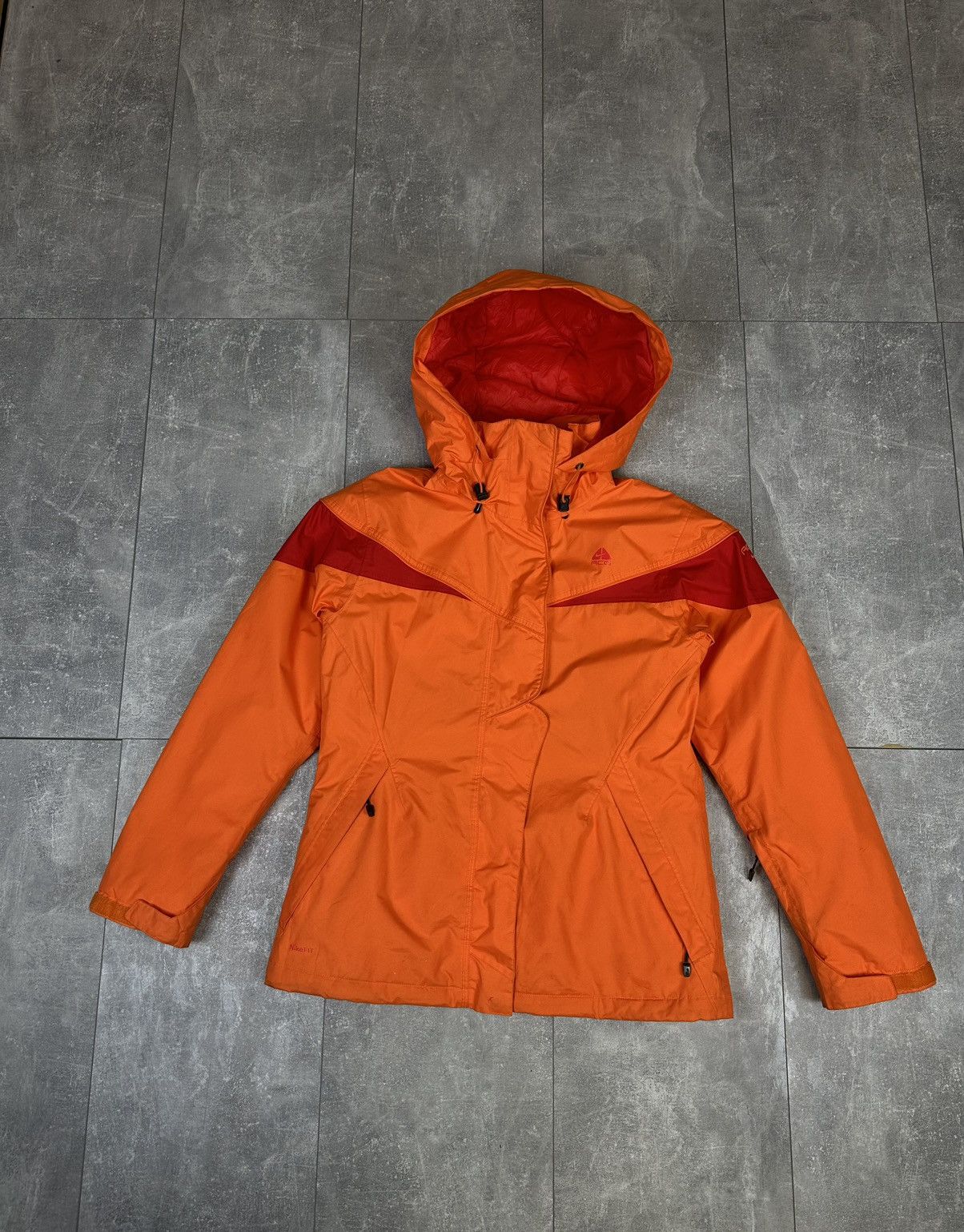 Nike Women’s orange Nike acg ski-jacket Size M / US 6-8 / IT 42-44 - 1 Thumbnail
