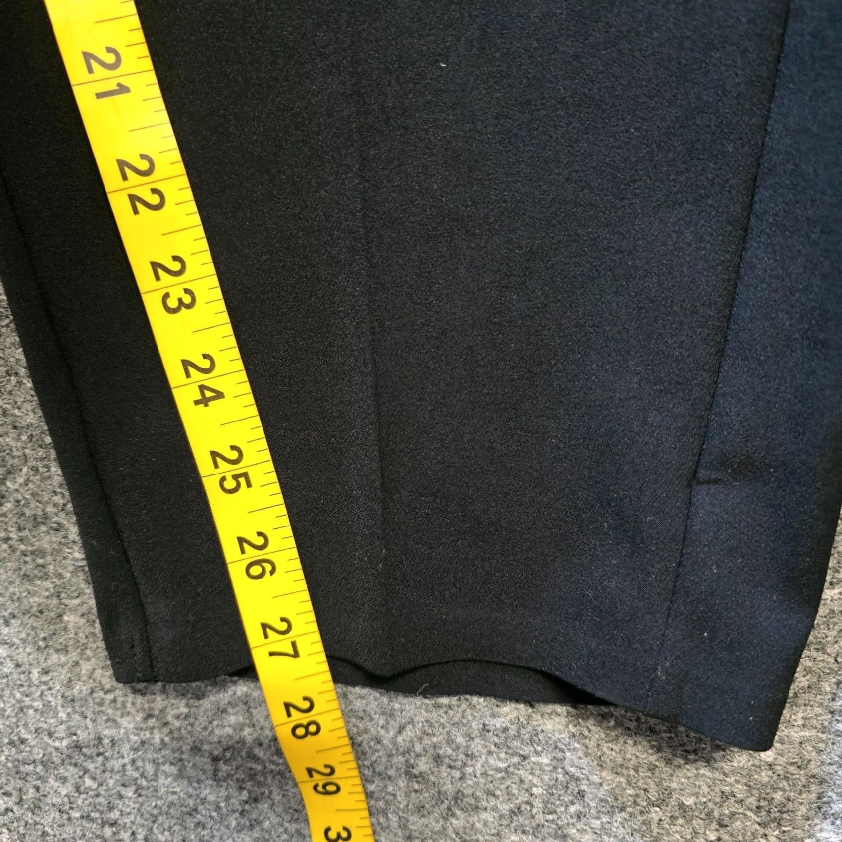 Athleta Athleta Pants Womens 22 Black Skinny Taper Pockets Lightweight Performance Casual Size 40" / US 18 - 7 Thumbnail