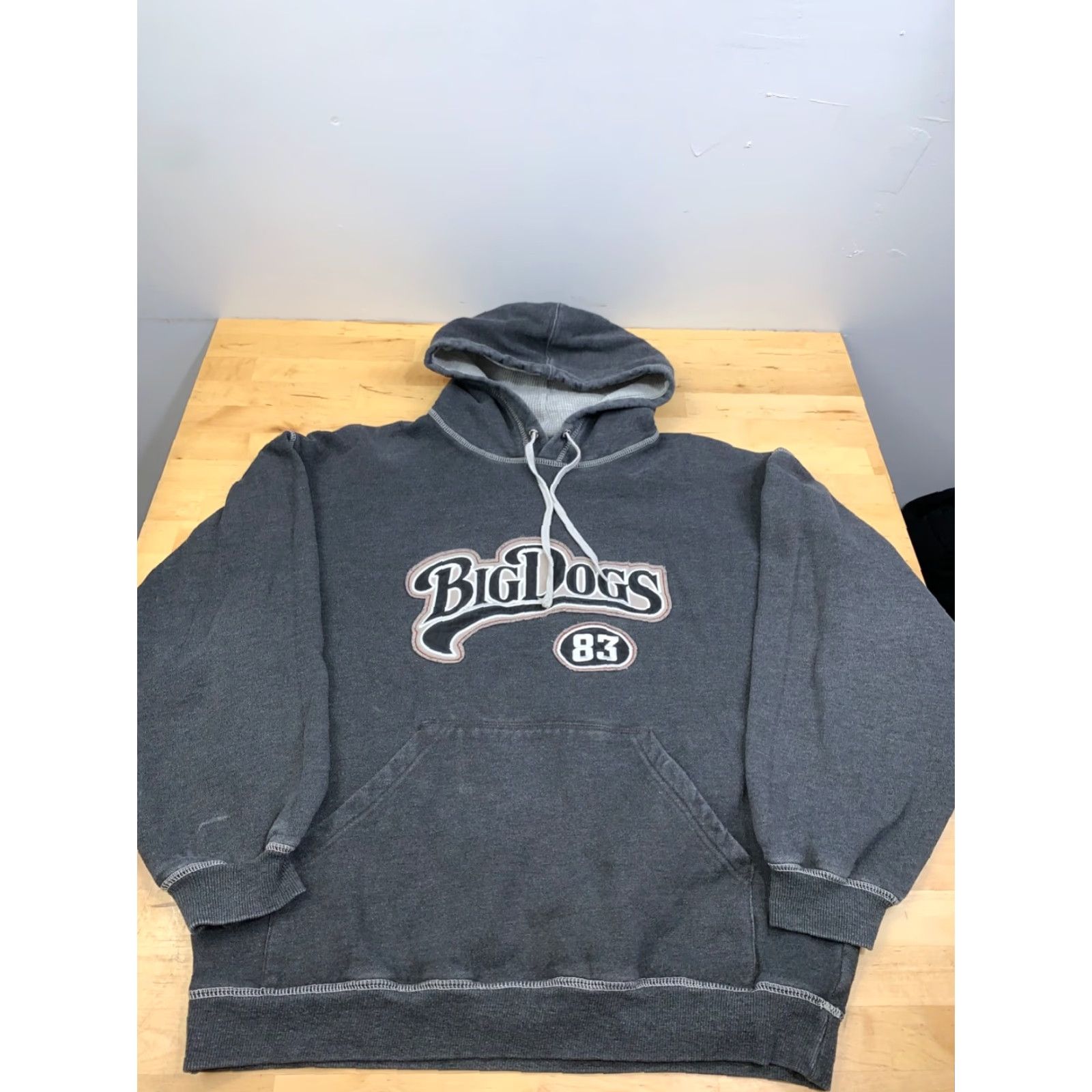 Big Dogs VINTAGE Big Dogs Hoodie Mens S Gray Pullover Hooded Logo Casual Y2K 12296 Size US S / EU 44-46 / 1 - 3 Thumbnail