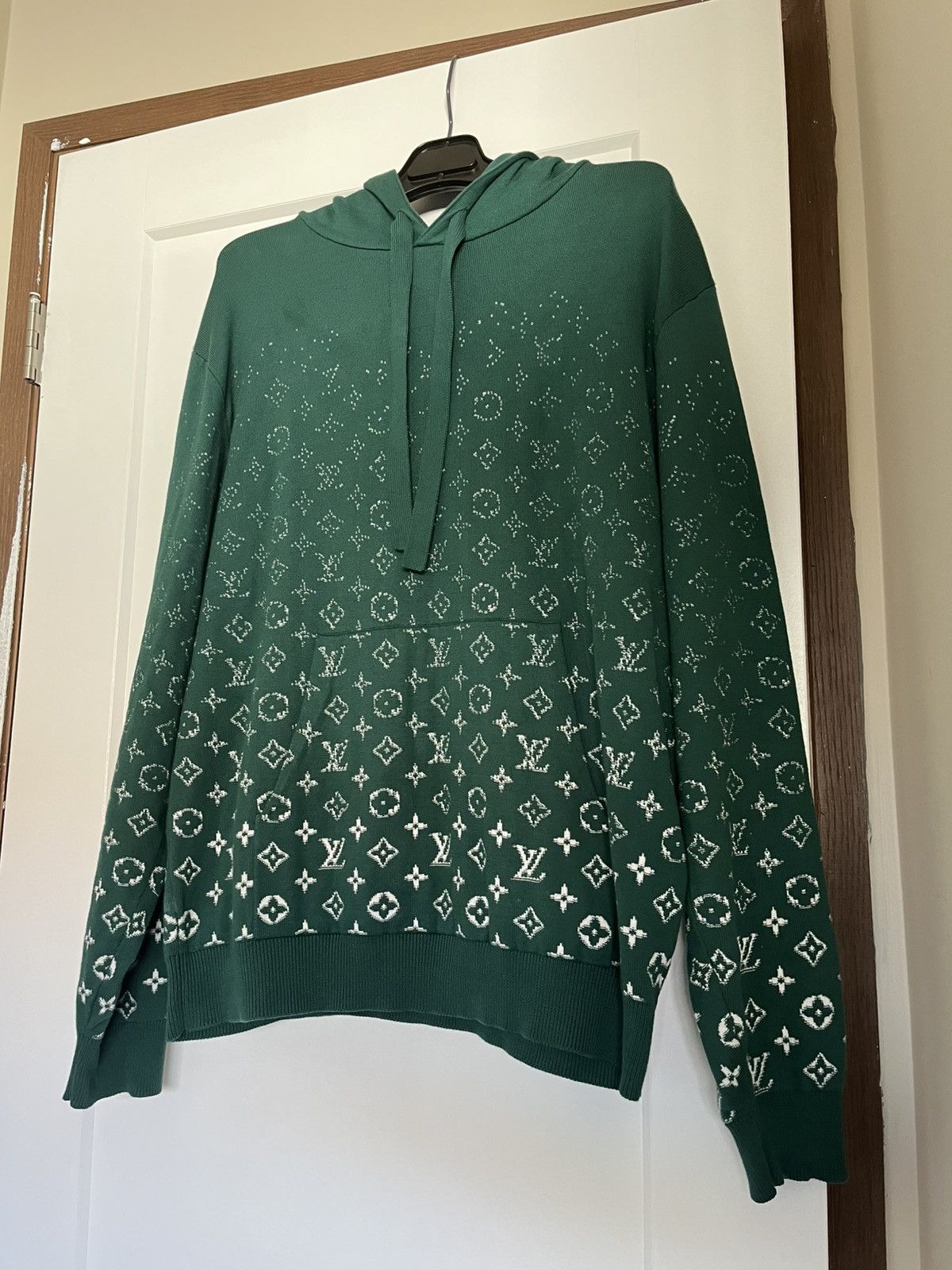 Louis Vuitton Louis Vuitton FW22 Monogram Gradient Knit Hoodie Green Size US M / EU 48-50 / 2 - 9 Thumbnail