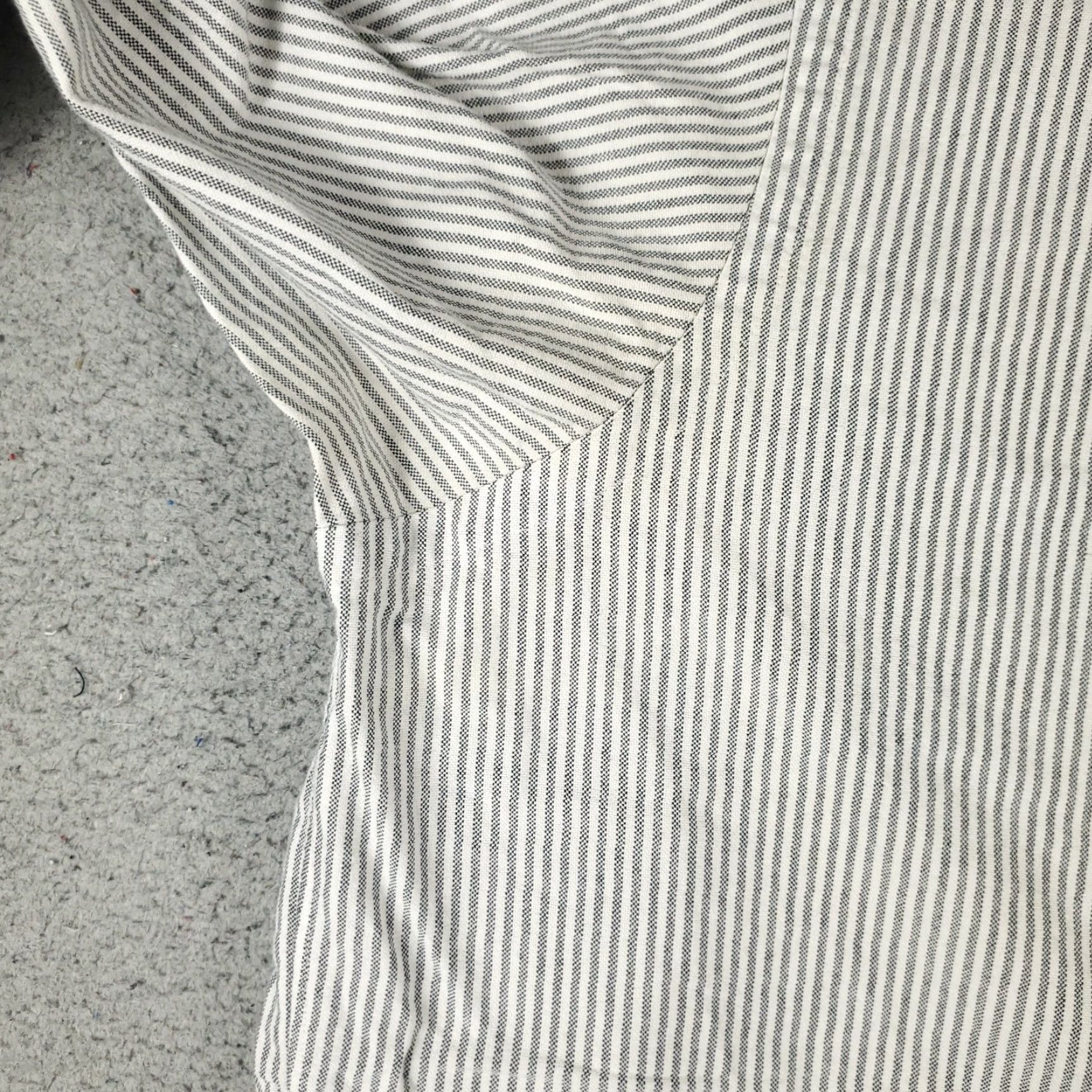 Ralph Lauren VINTAGE Ralph Lauren Shirt Mens 16.5 Gray Striped Pony Dress Button Up Long Sleeve - Non-Iron, Classic Business Casual Men’s Shirt 16.5 Gray Mens Size 42R - 4 Thumbnail