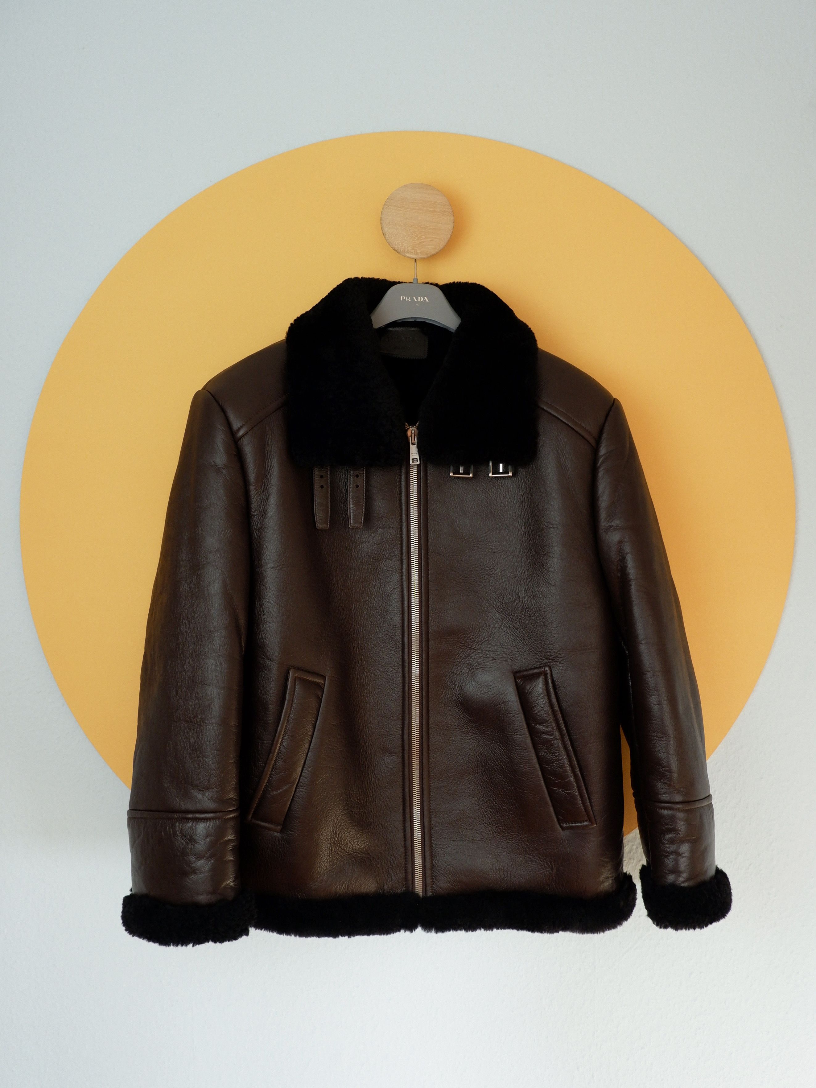 Prada Best price! Prada leather shearling jacket runway AW22 Size US M / EU 48-50 / 2 - 2 Thumbnail