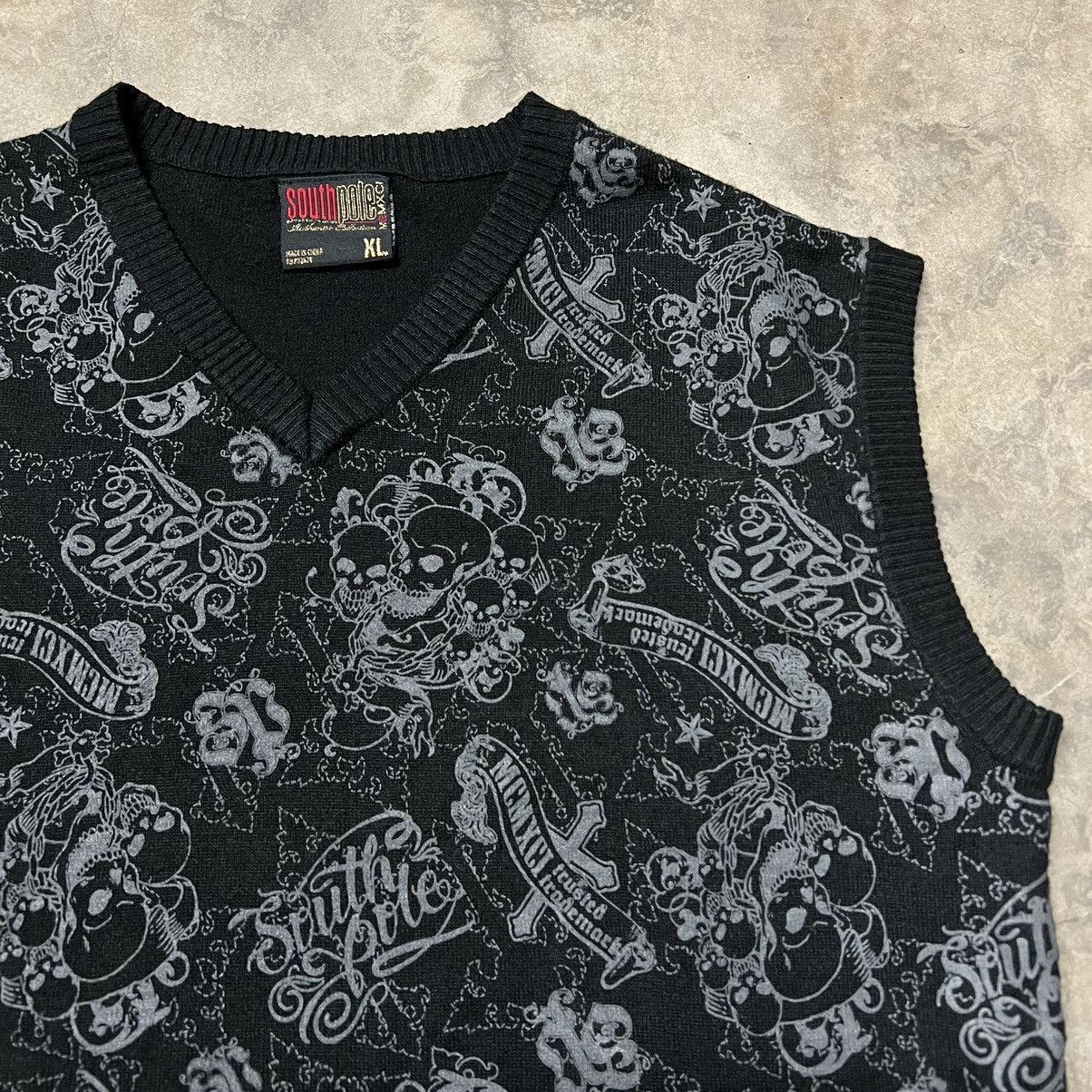Ed Hardy × Southpole × Vintage Vintage Y2K South Pole Monogram Vest Size US XL / EU 56 / 4 - 1 Thumbnail