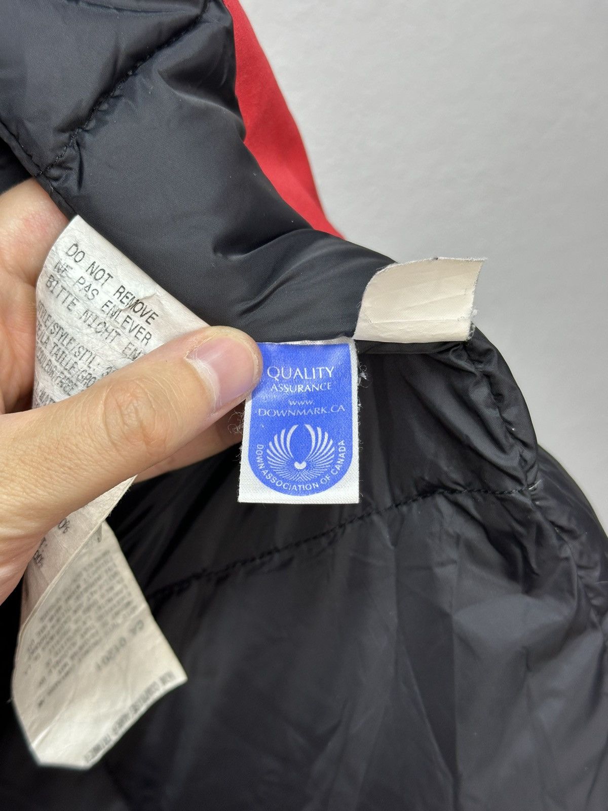 Canada Goose Vintage Canada Goose Down Puffer Jacket Real Fur Canada Size M / US 6-8 / IT 42-44 - 17 Thumbnail