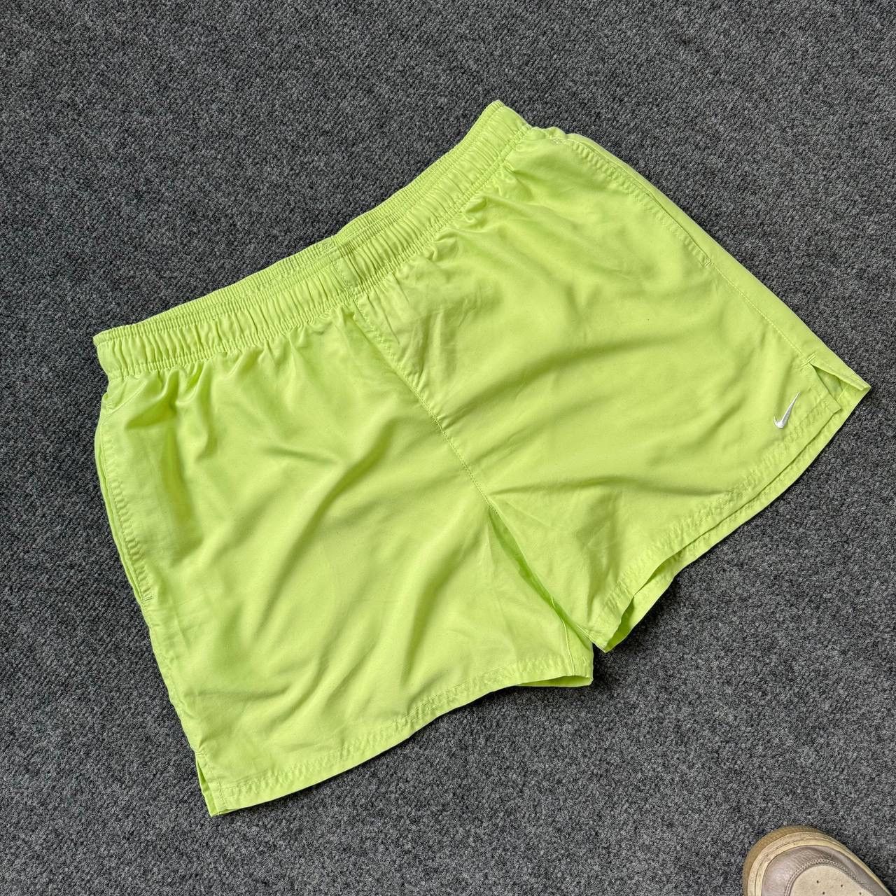 Nike Mans Nike Shorts Size L Sport-wear Y2K 00s USA Swimwear Size US 36 / EU 52 - 2 Thumbnail