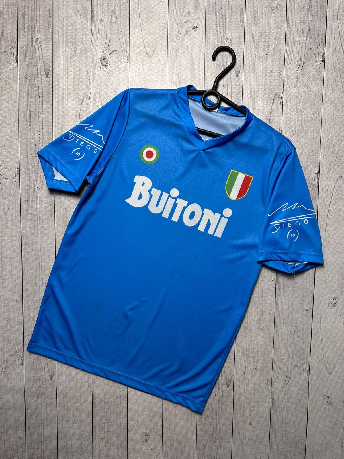 Vintage Vintage Maradona soccer jersey Napoli size M Size US M / EU 48-50 / 2 - 2 Thumbnail