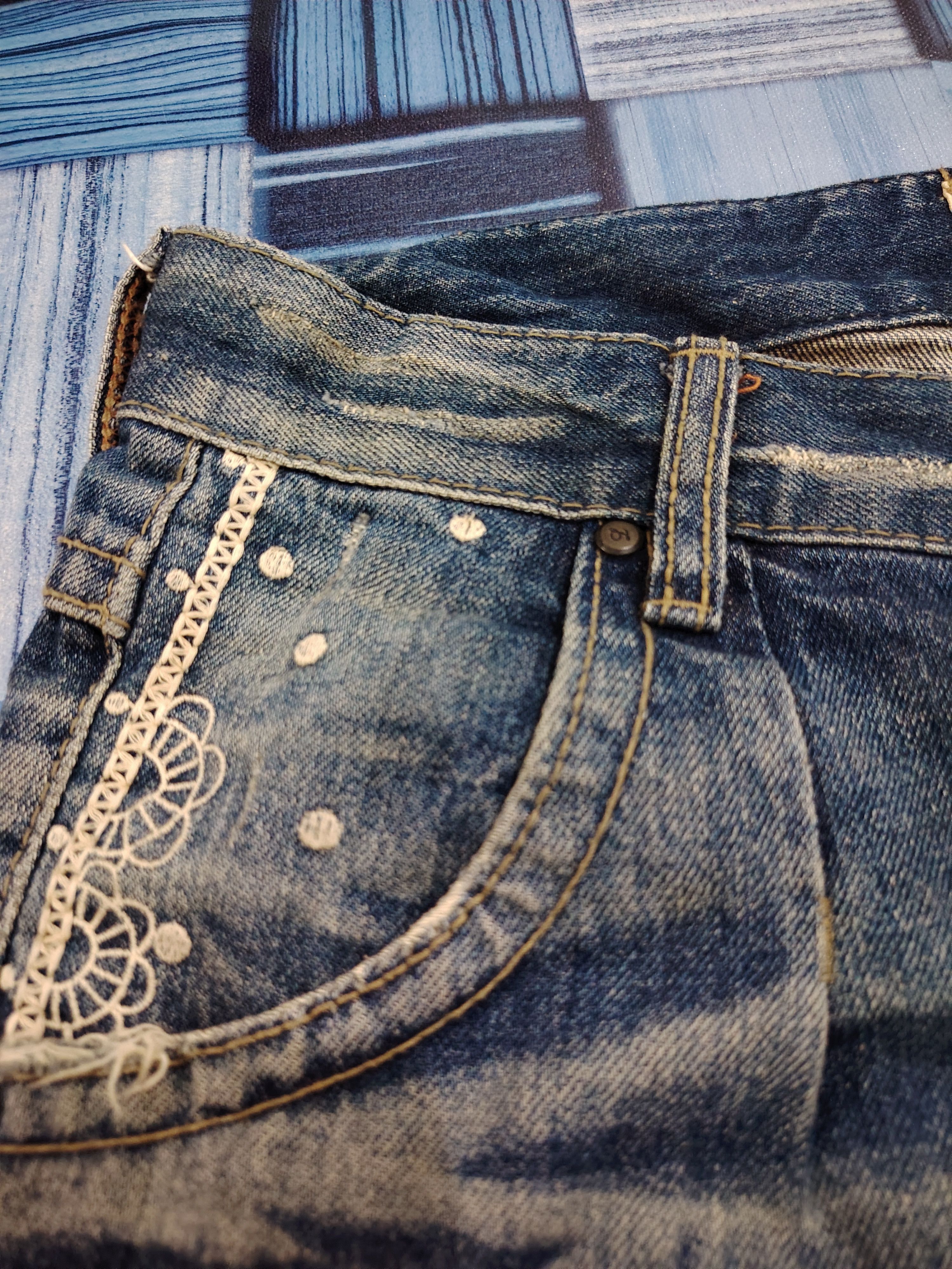 If Six Was Nine Rare!!! Lolita denim distressed flared short jeans Size 31" - 11 Thumbnail