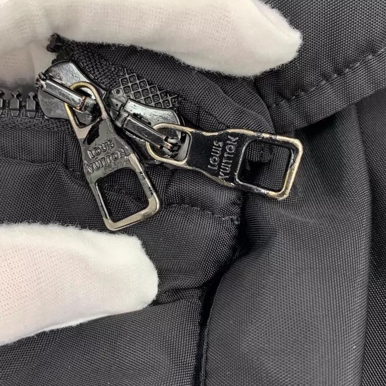 Louis Vuitton Louis Vuitton Color-block starry sky patchwork zipper long Size US S / EU 44-46 / 1 - 9 Thumbnail