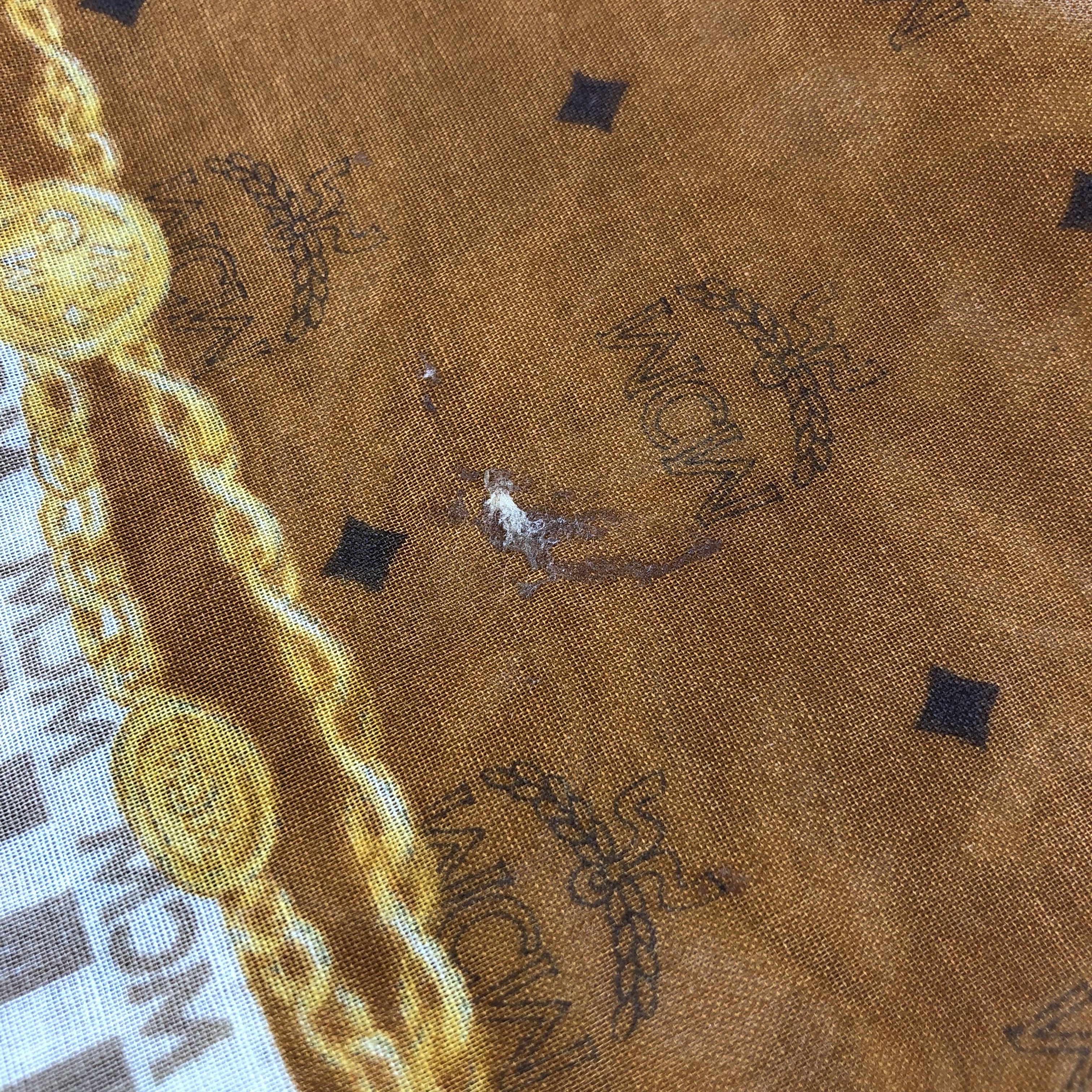 MCM MCM Big Logo Handkerchief Neckerchief Bandana H1886 Size ONE SIZE - 7 Thumbnail