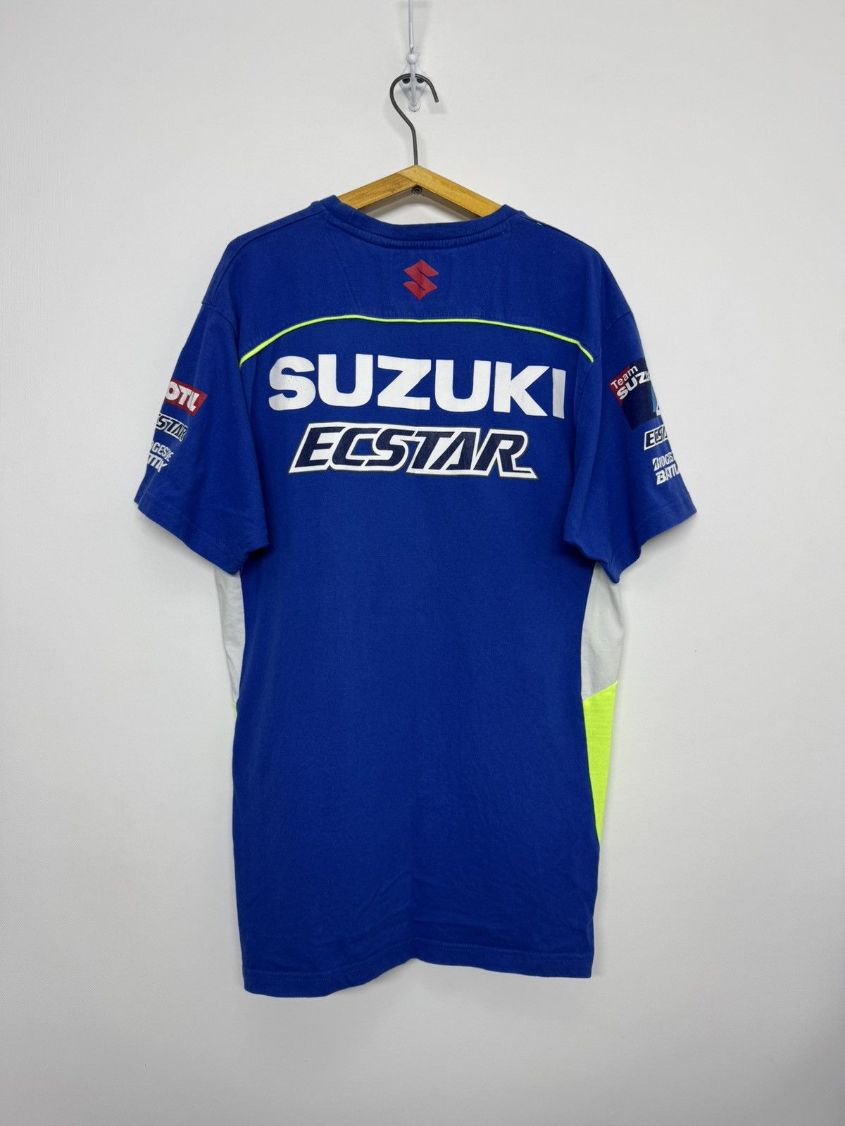 Vintage Vintage Y2k Suzuki Racing Big Logo T Shirt Size US L / EU 52-54 / 3 - 3 Thumbnail