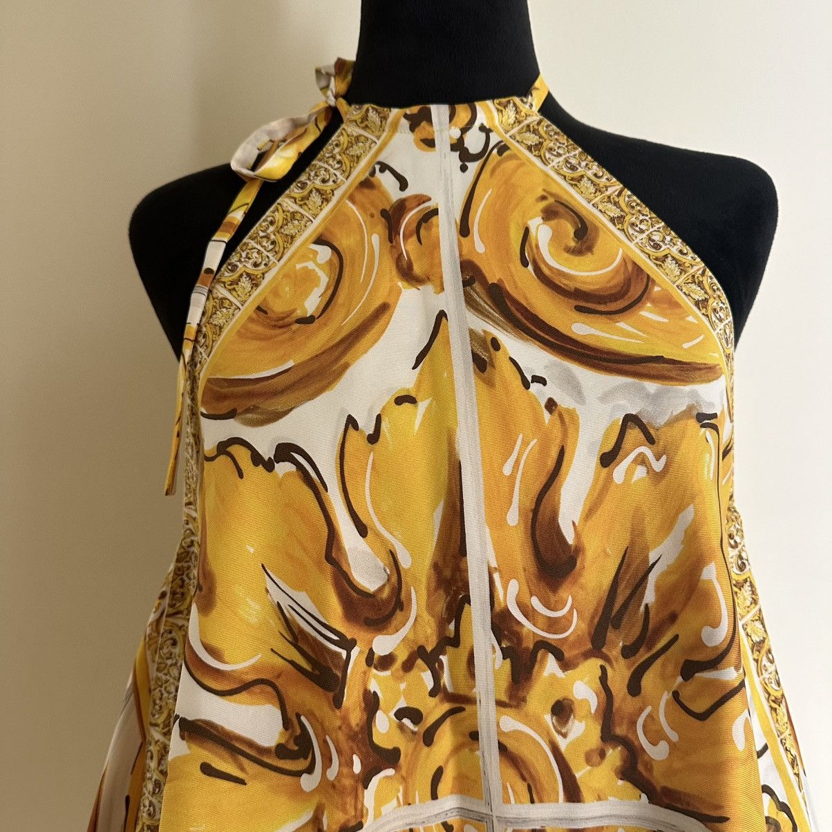 Dolce & Gabbana Dolce & Gabbana Majolica-print halterneck top Size M / US 6-8 / IT 42-44 - 10 Thumbnail