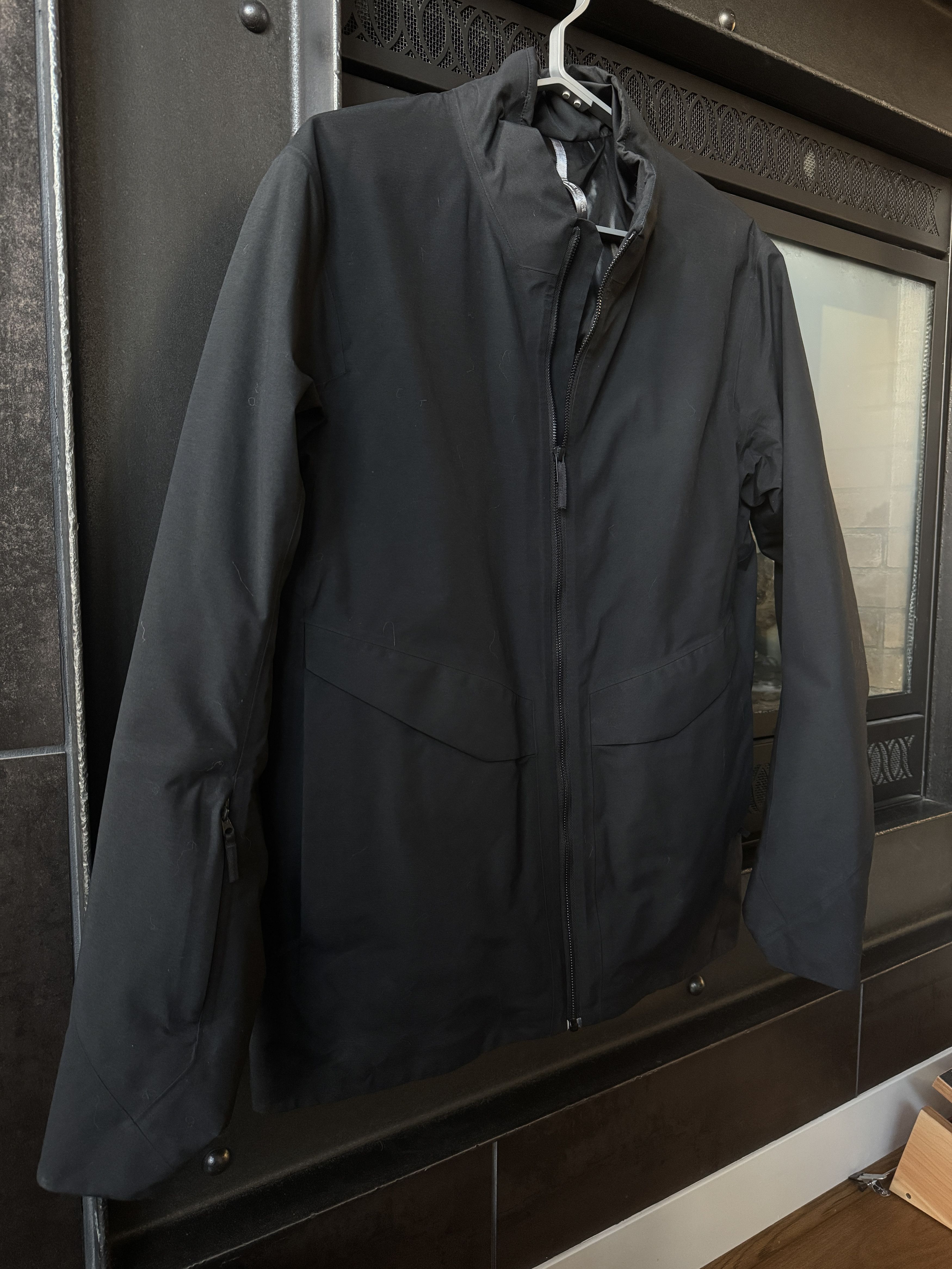 Veilance Arc'Teryx VEILANCE Range IS Heavy Jacket US XL Size US XL / EU 56 / 4 - 6 Thumbnail