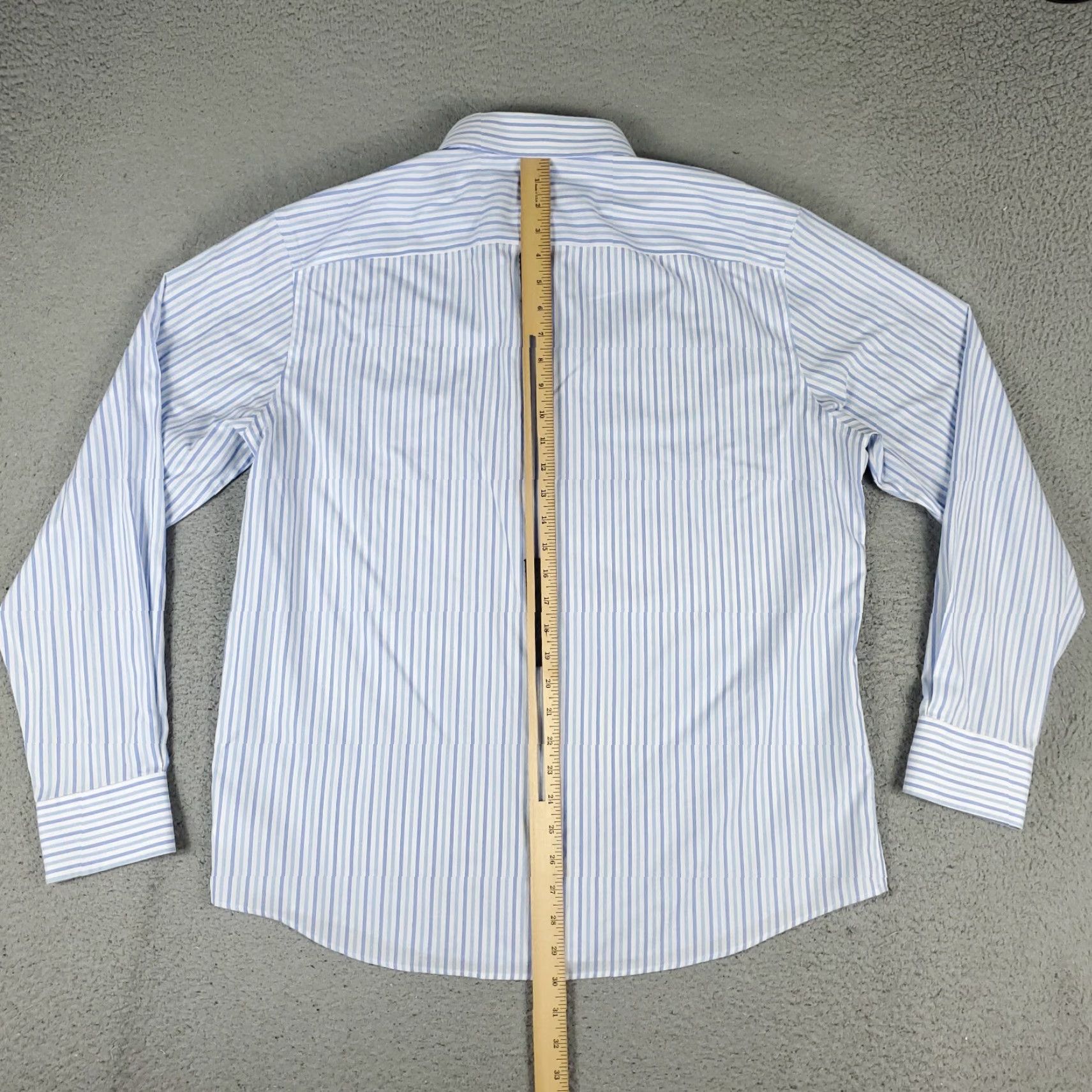 UNTUCKit UNTUCKit Blue Striped Button Up Shirt XL Mens Long Sleeve Casual Size US XL / EU 56 / 4 - 7 Thumbnail