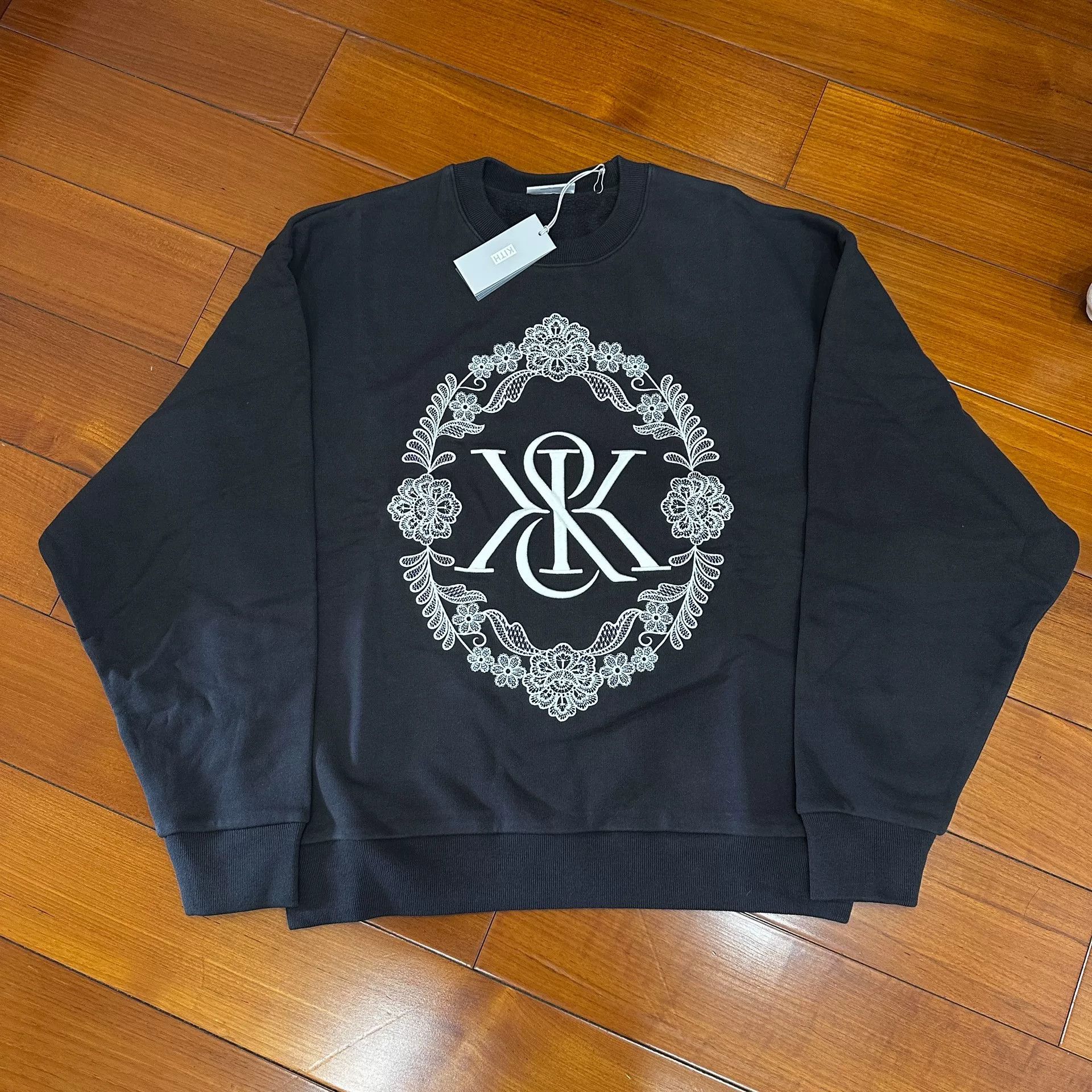 Kith KITH Fall 2024 Floral Lace Sweatshirt Size S / US 4 / IT 40 - 1 Thumbnail