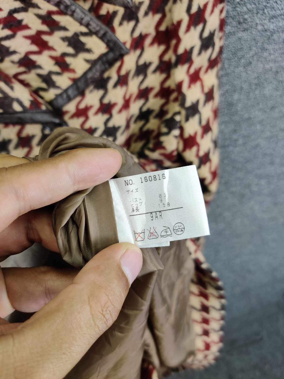 Japanese Brand Vintage Mady ll Houndstooth Long Coat Jacket Nice Design Size US M / EU 48-50 / 2 - 13 Thumbnail