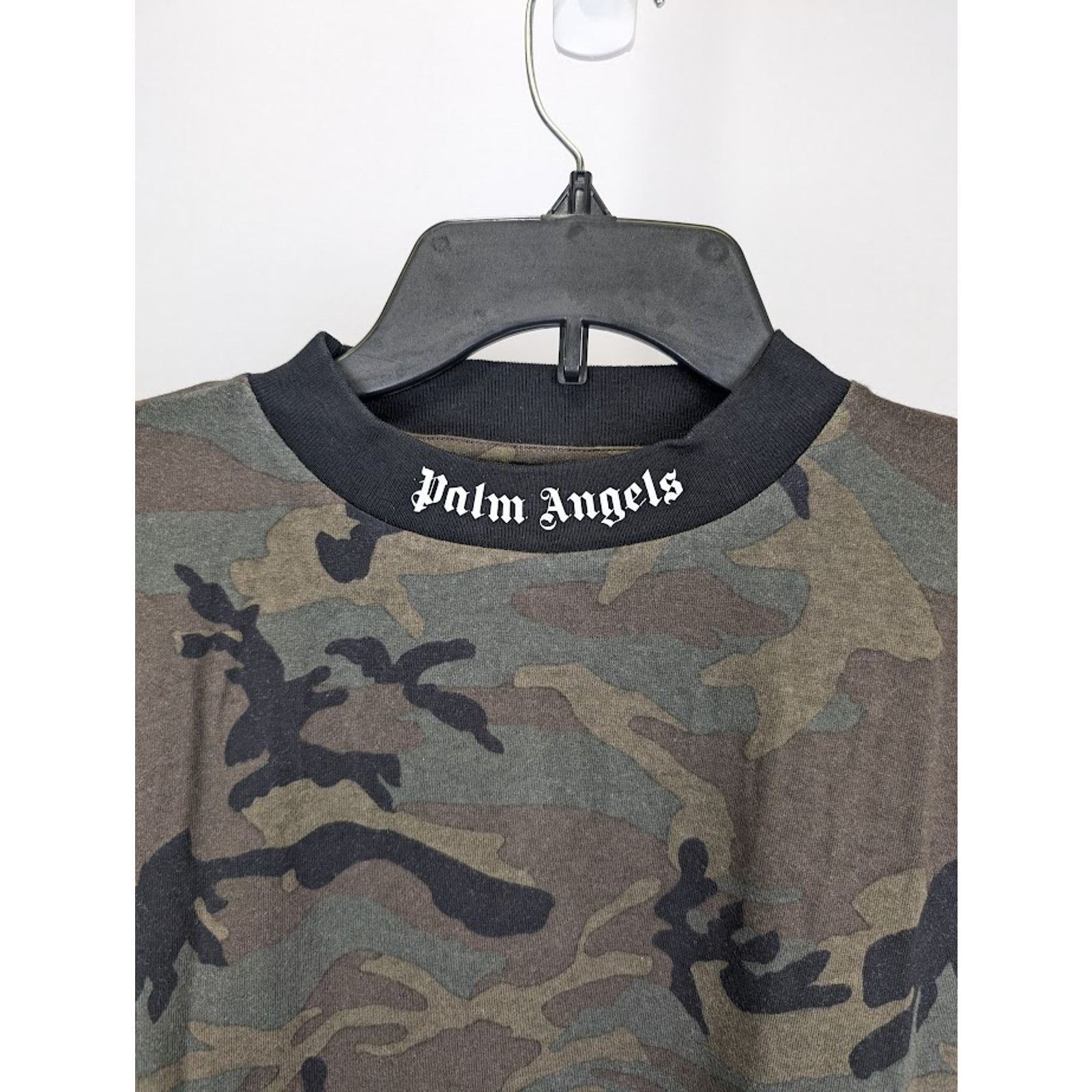 Palm Angels o1rshd1 Q:2 / Camo Classic Logo Over Tee in Military Black Size US XS / EU 42 / 0 - 4 Thumbnail