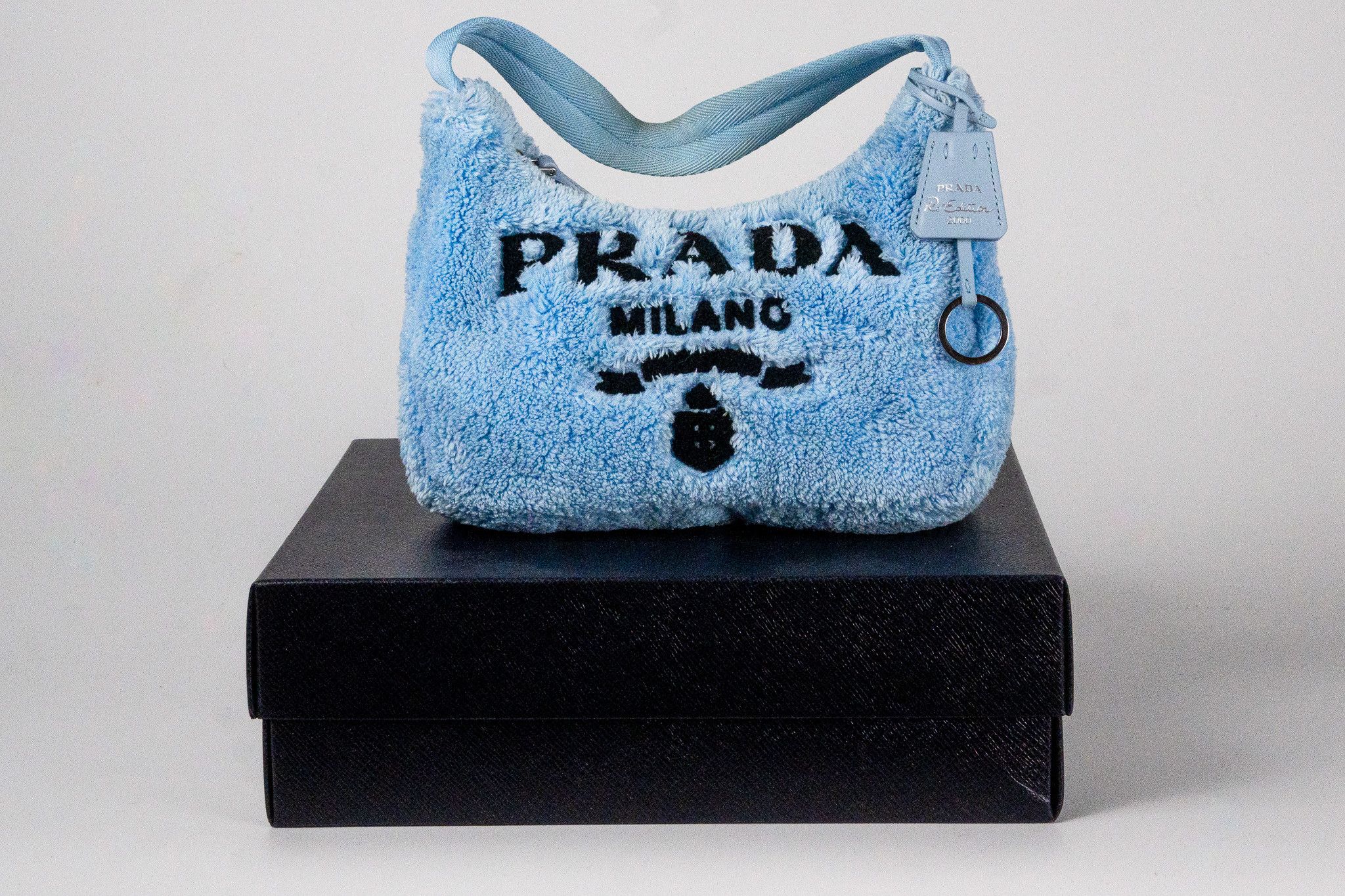 Prada Prada Re-Edition 2000 Terry Mini Shoulder Bag Size ONE SIZE - 2 Thumbnail
