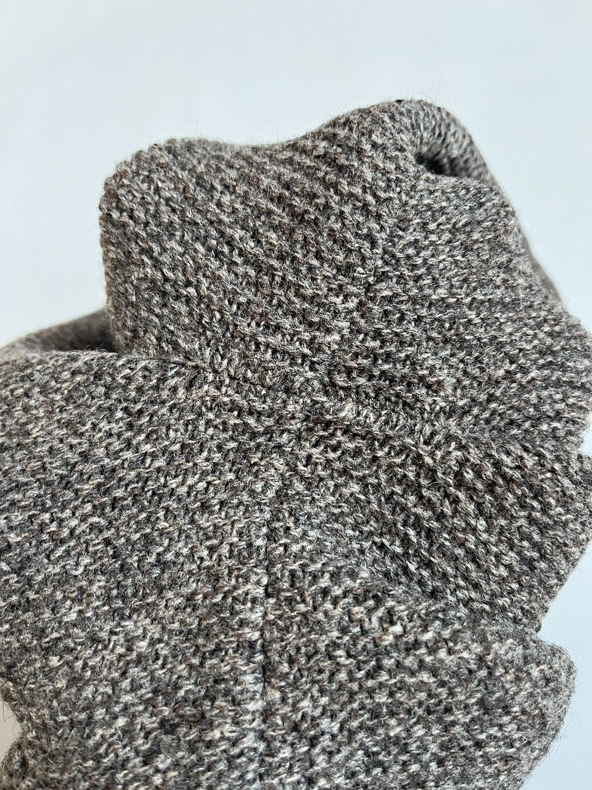 A.P.C. A.P.C. Rue Madame Paris Brown Cable Knit Wool Cardigan Size S / US 4 / IT 40 - 13 Thumbnail