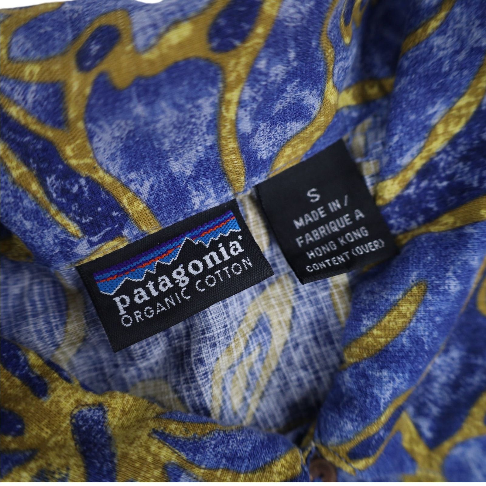 Patagonia × Vintage Vintage Patagonia Organic Cotton Floral Hawaiian Shirt Size US S / EU 44-46 / 1 - 6 Thumbnail