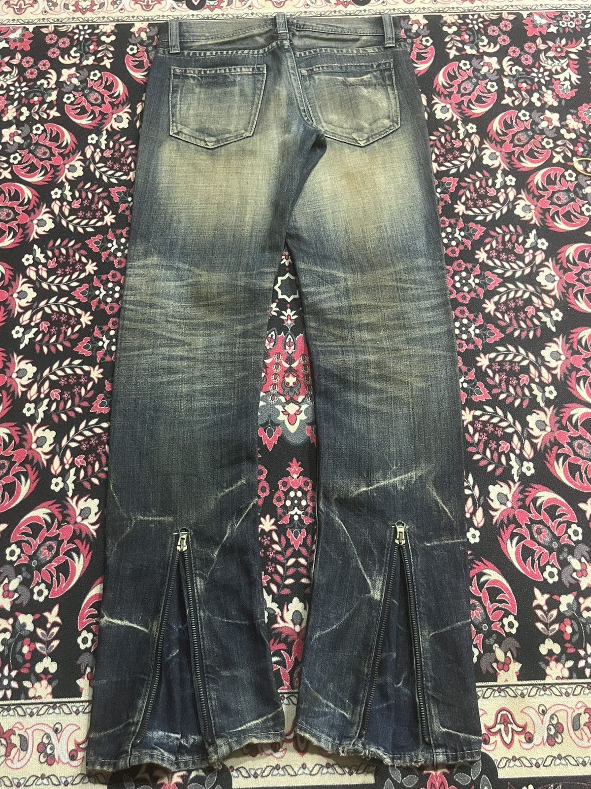 Undercover Varosh Blowout Distressed Mud Whisker Washed Zipper Leg Jean Size US 29 - 3 Thumbnail