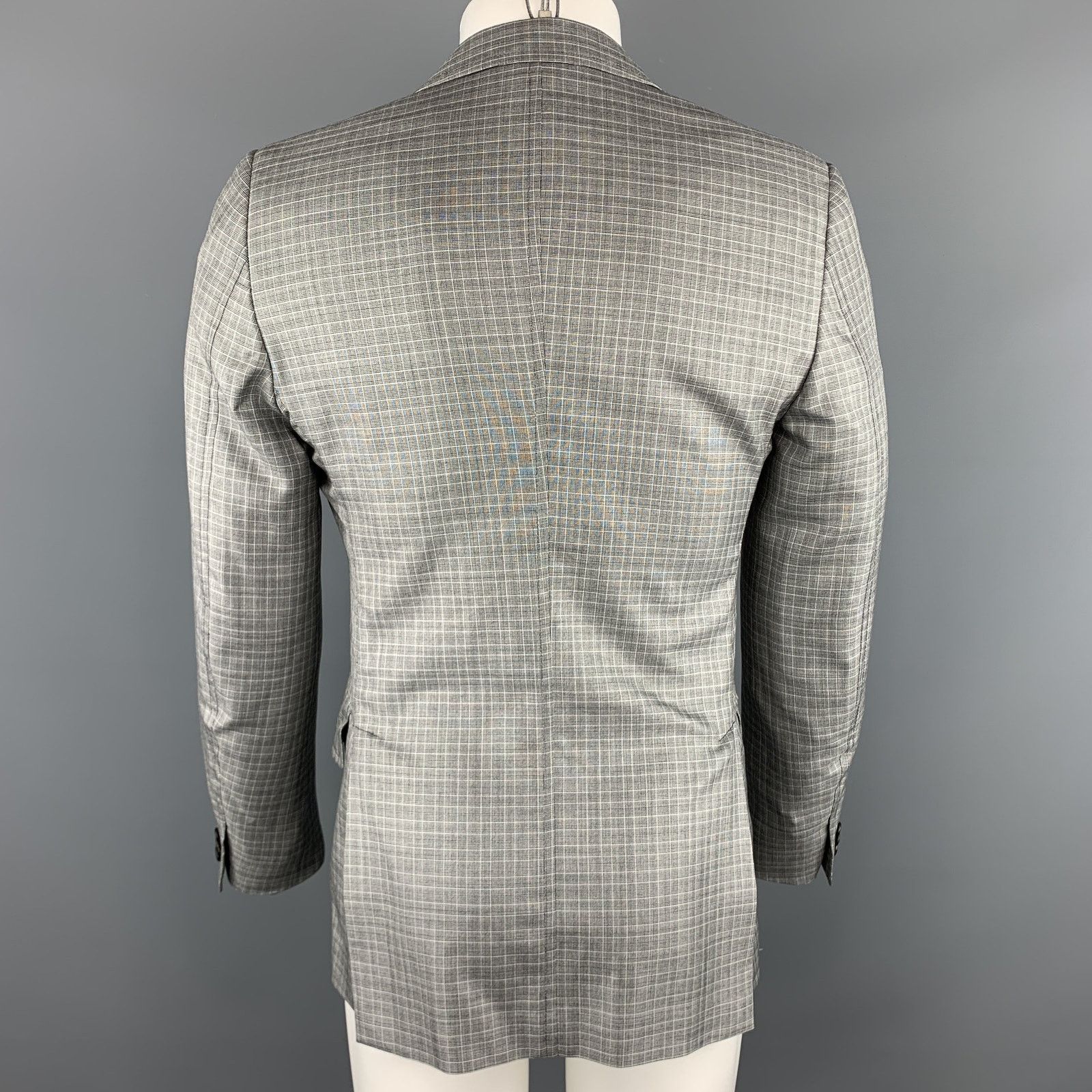 Prada PRADA 38R Plaid Grey Wool/Silk Notch Lapel Sport Coat Size 38R - 4 Thumbnail
