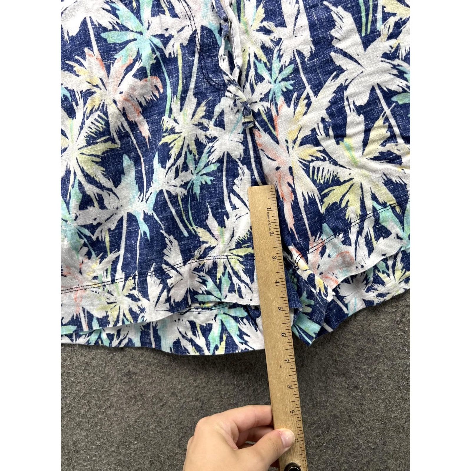 Tommy Bahama Tommy Bahama Shorts Womens Medium Blue Linen Chino Tropical 4 Inseam Casual Size 32" / US 10 / IT 46 - 3 Thumbnail