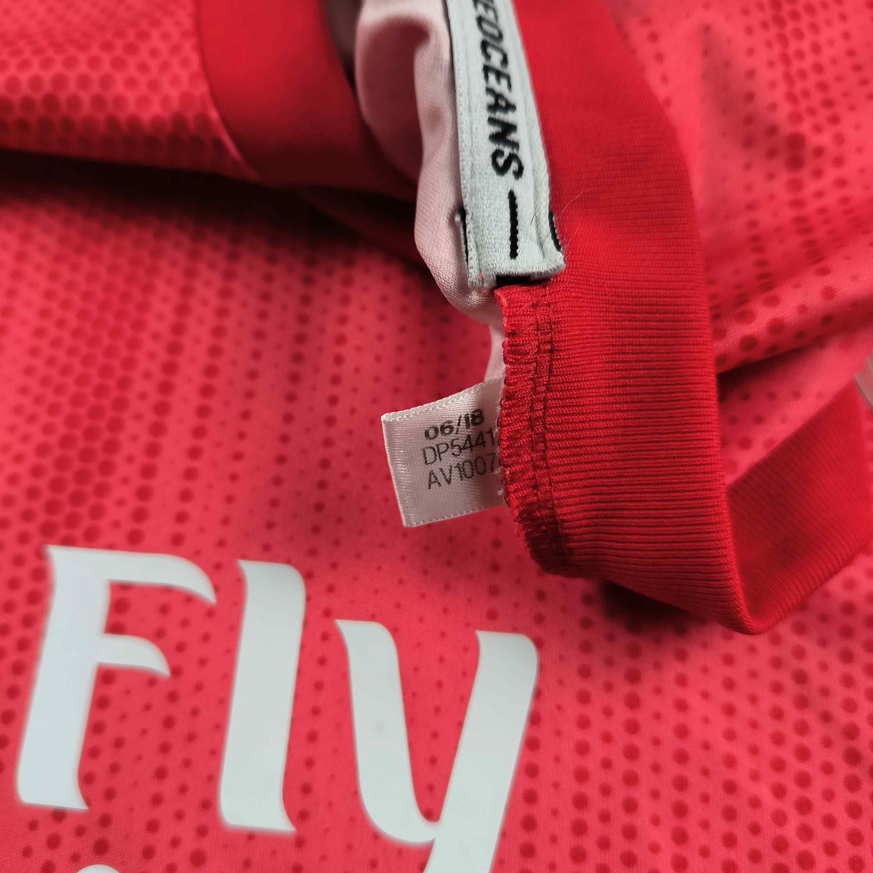 Adidas Real Madrid 2018-19 third Player Issue football jersey sz XL Size US XL / EU 56 / 4 - 6 Thumbnail