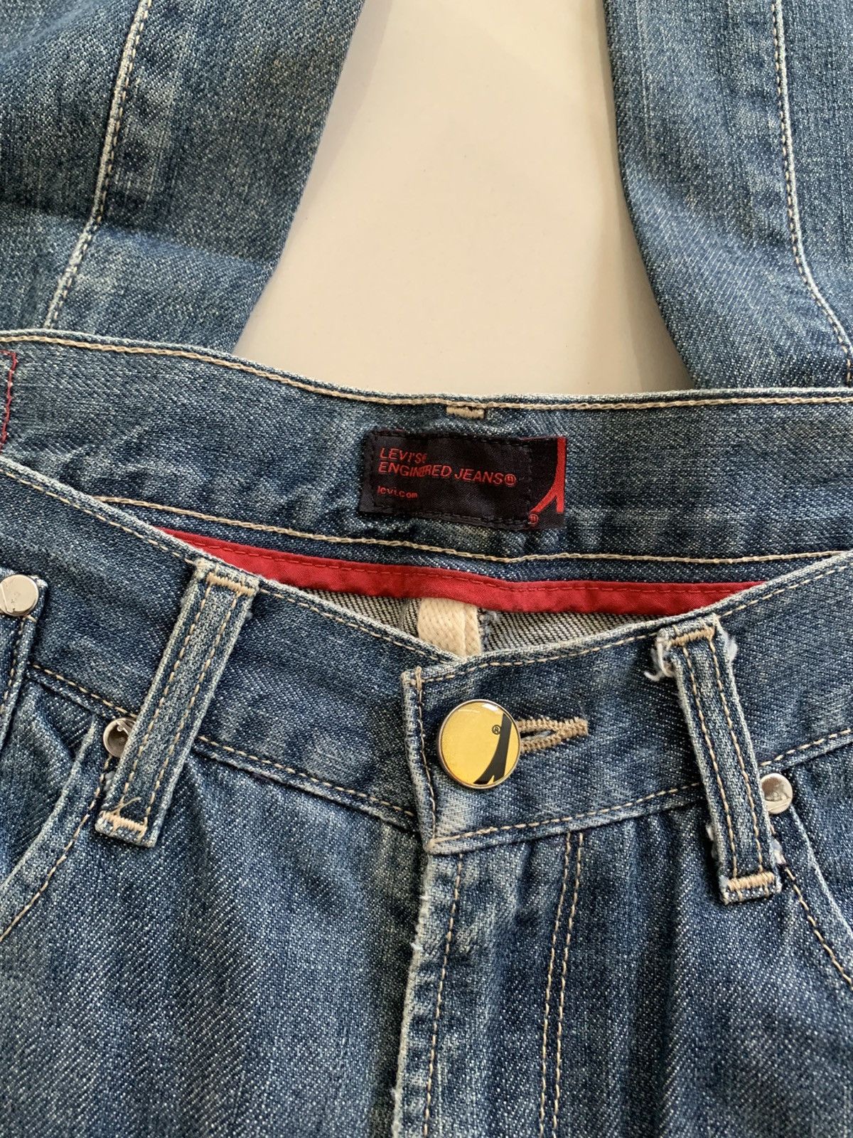 Levi's Vintage Clothing Vintage Levi’s Engineered Faded Baggy Jeans 34 Size US 34 / EU 50 - 6 Thumbnail
