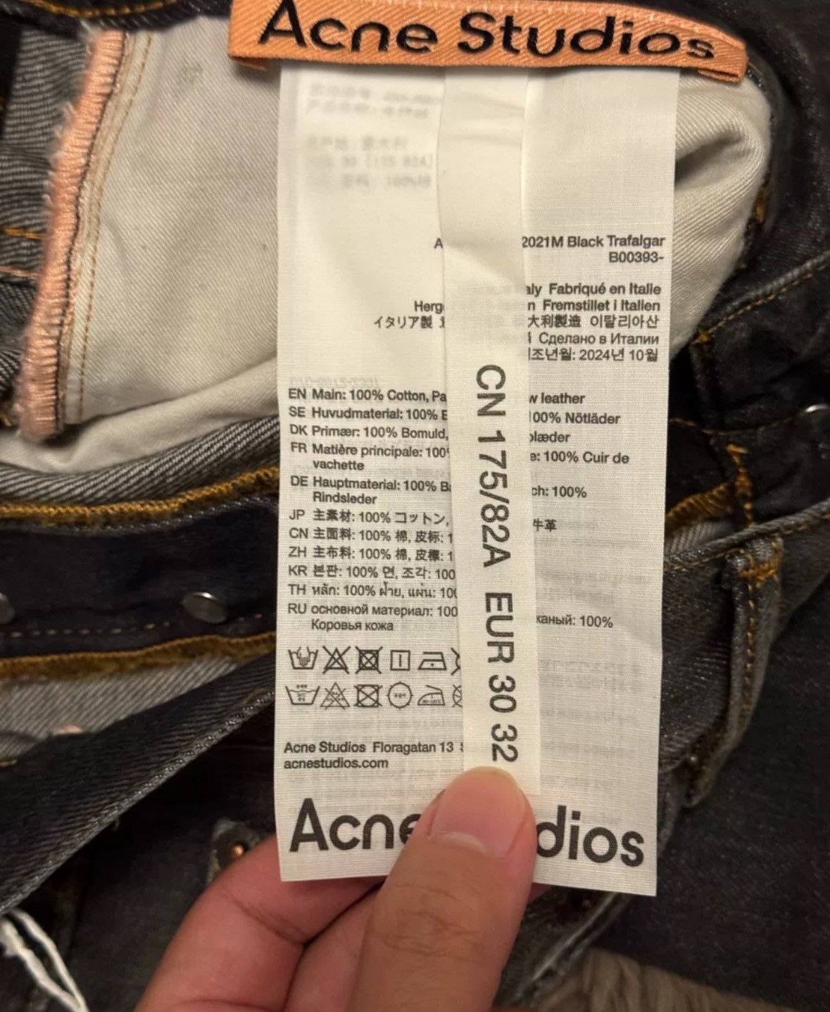 Acne Studios Acne studios Black splashy jeans Size US 30 / EU 46 - 4 Thumbnail