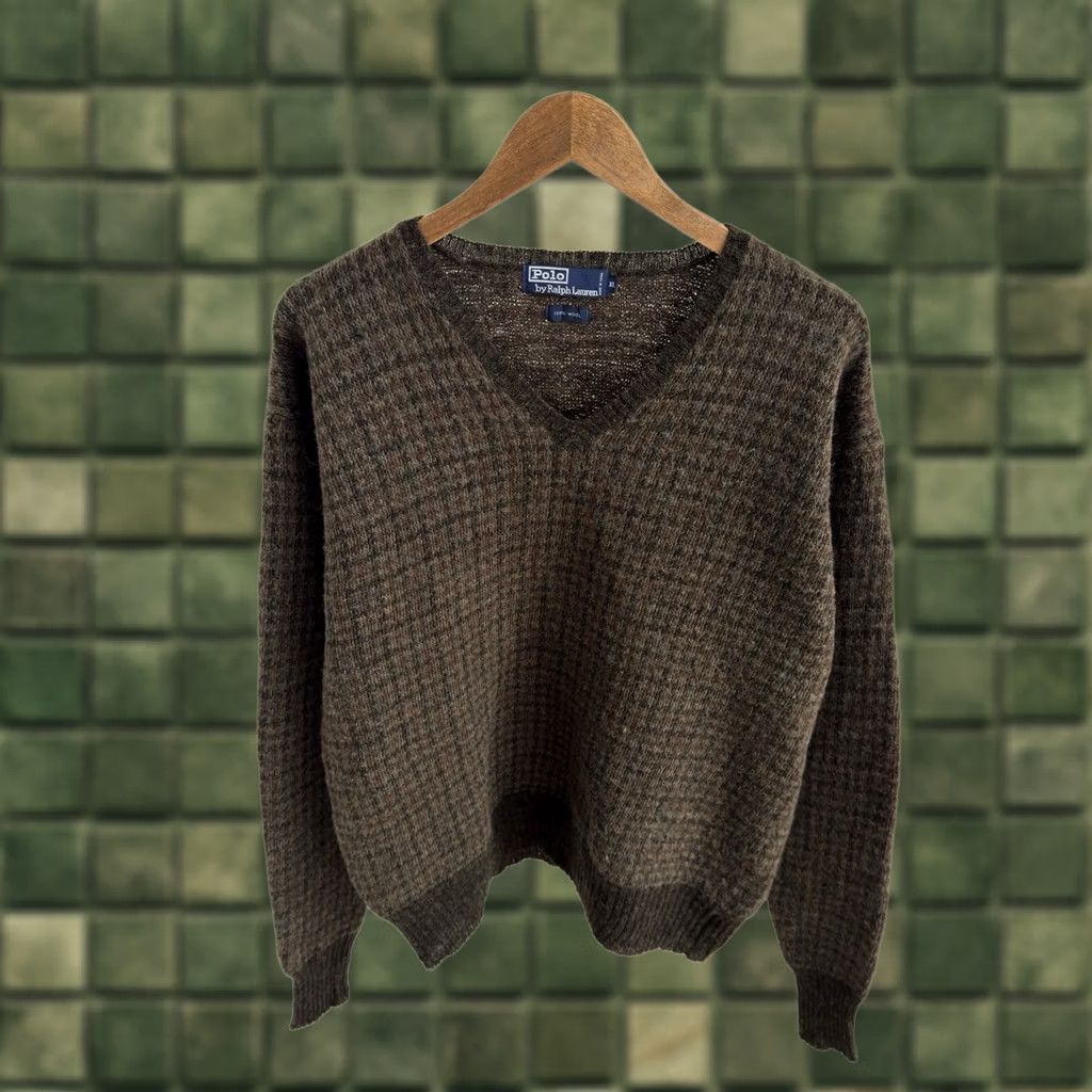 Polo Ralph Lauren VINTAGE Polo Ralph Lauren V-Neck Brown Wool Sweater Mens XL 90s Polo Ralph Lauren Logo Pullover Sweatshirt Decade: 90s Size US XL / EU 56 / 4 - 1 Thumbnail
