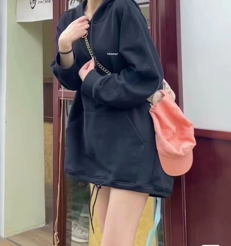 Balenciaga Balenciaga Black Small Logo Big Silhouette Hoodie Size US S / EU 44-46 / 1 - 5 Thumbnail