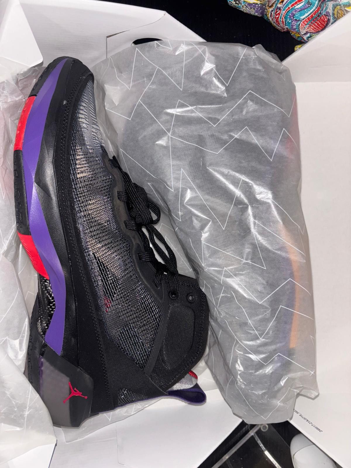 Jordan Brand Nike Air Jordan 37 PF in the "Raptors" Size US 11 / EU 44 - 9 Thumbnail