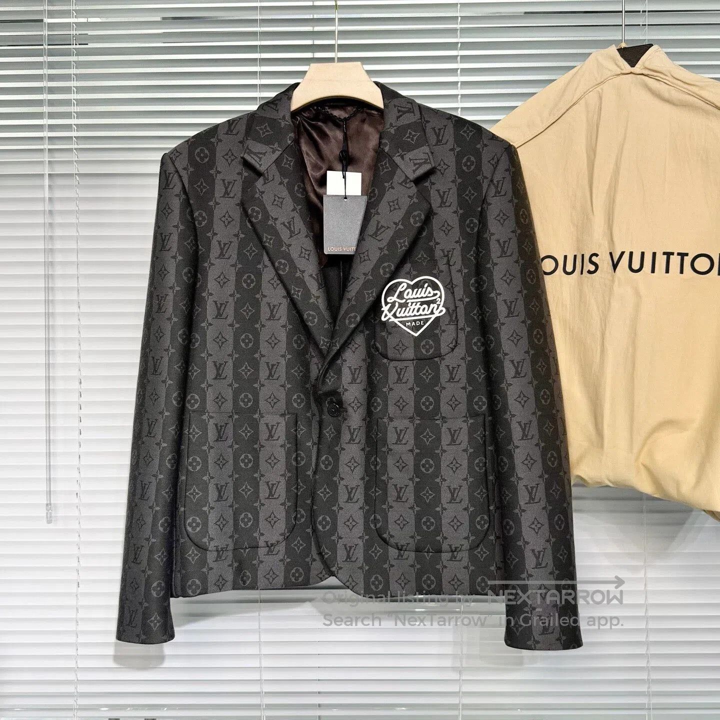 Louis Vuitton louis vuitton nigo collaboration wool blazer. Size US L / EU 52-54 / 3 - 1 Thumbnail