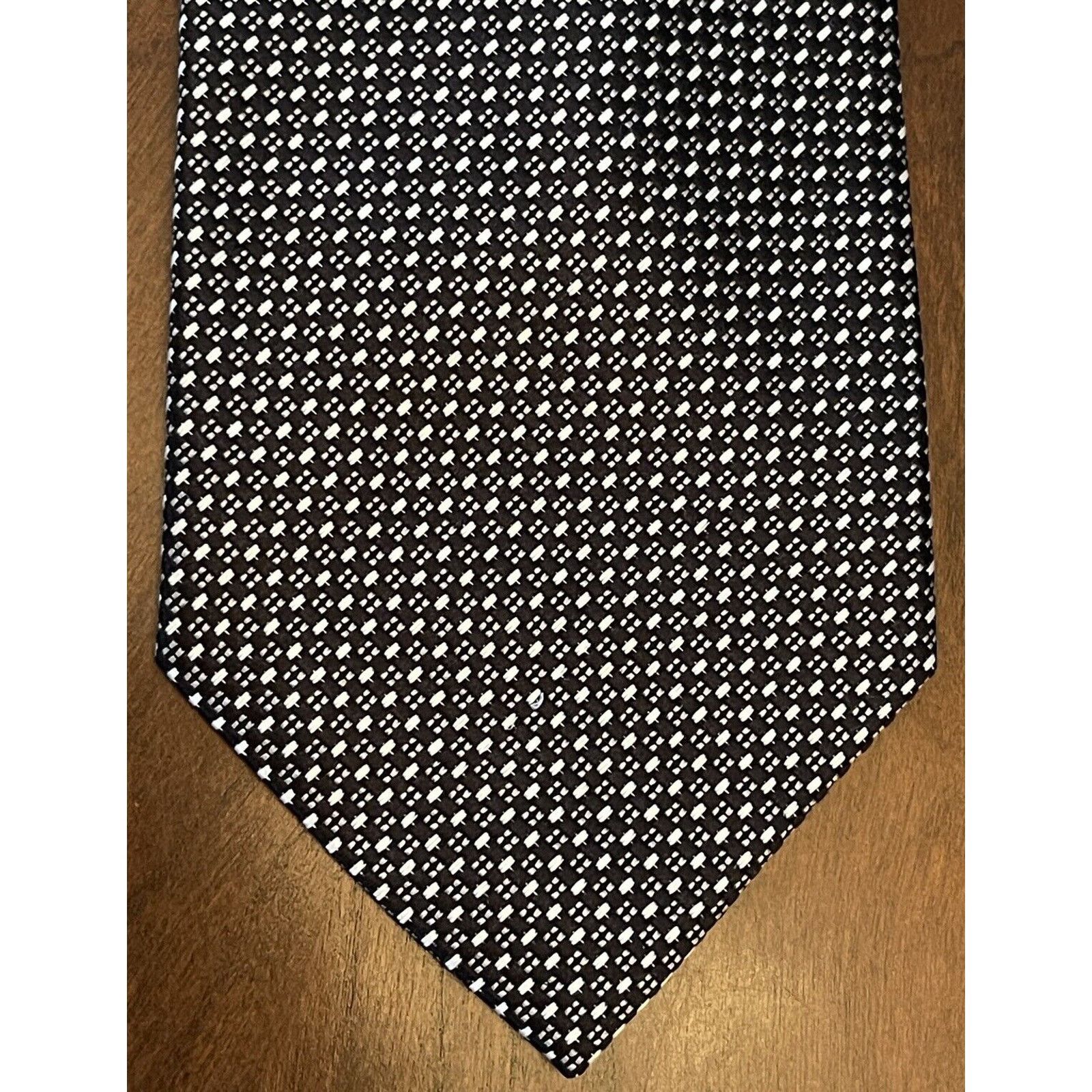 Geoffrey Beene Geoffrey Beene Black Hand Made 100% Silk Made In China Size ONE SIZE - 1 Thumbnail