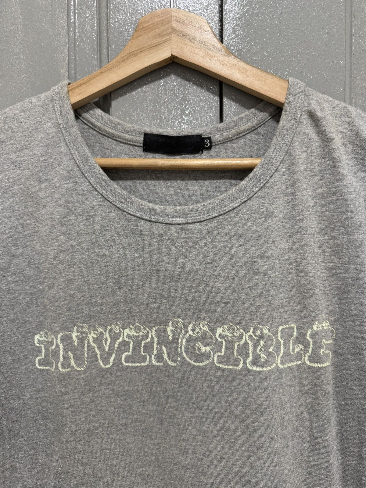 Original Fake OriginalFake Of Kaws Invincible Glow In The Dark Size US L / EU 52-54 / 3 - 4 Thumbnail