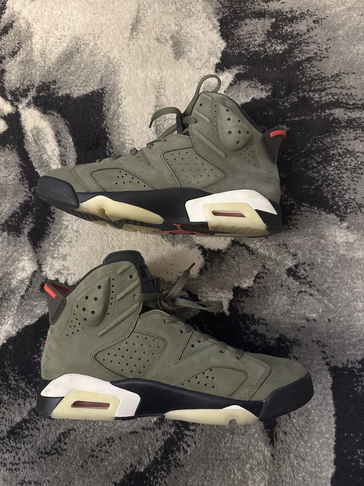 Jordan Brand × Travis Scott Travis Scott 6 Olive Size US 10 / EU 43 - 2 Thumbnail
