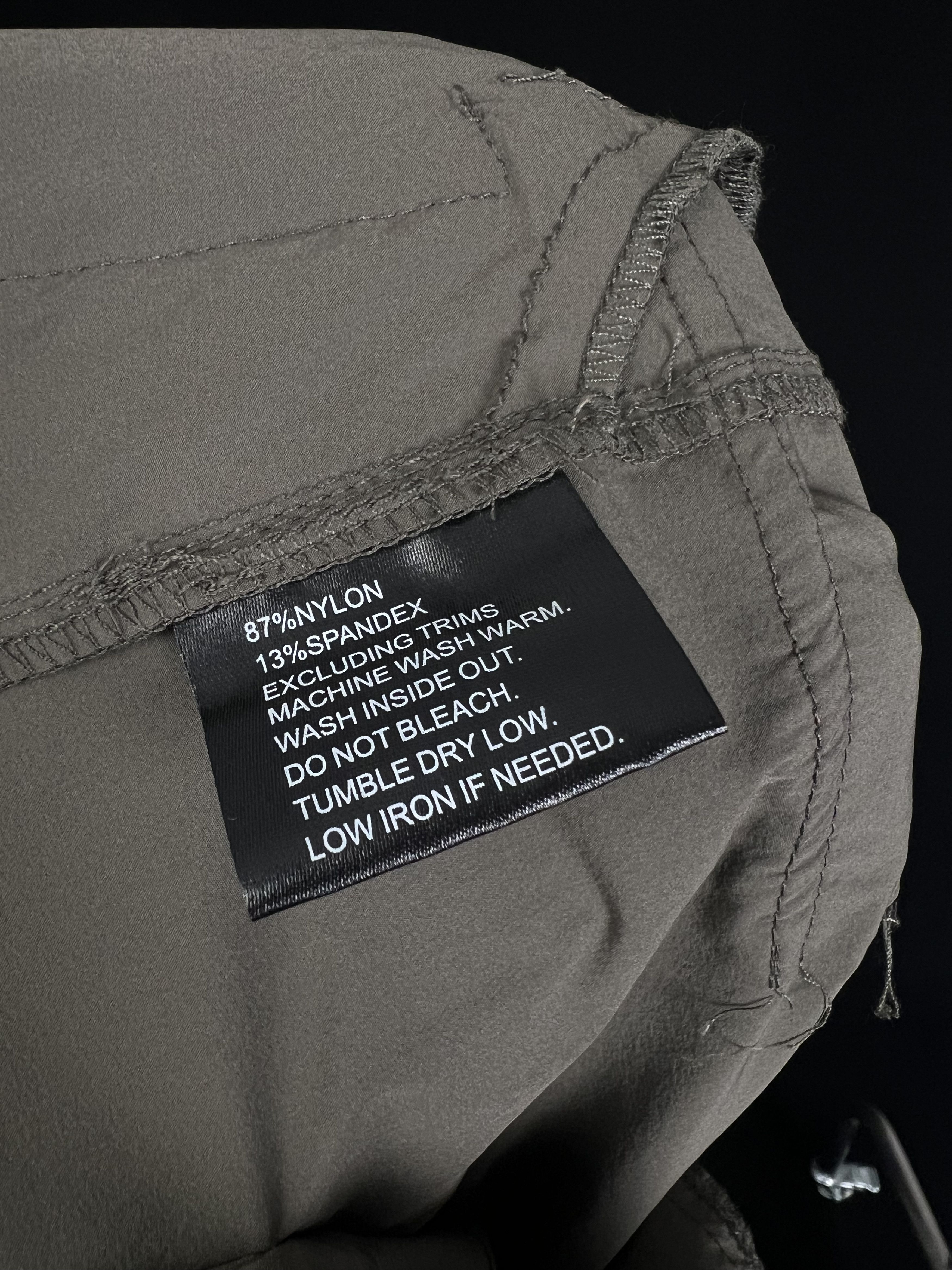 Represent Clo. Brand New 247 Cargo Bermuda Shorts Size XS Size US 28 / EU 44 - 8 Thumbnail