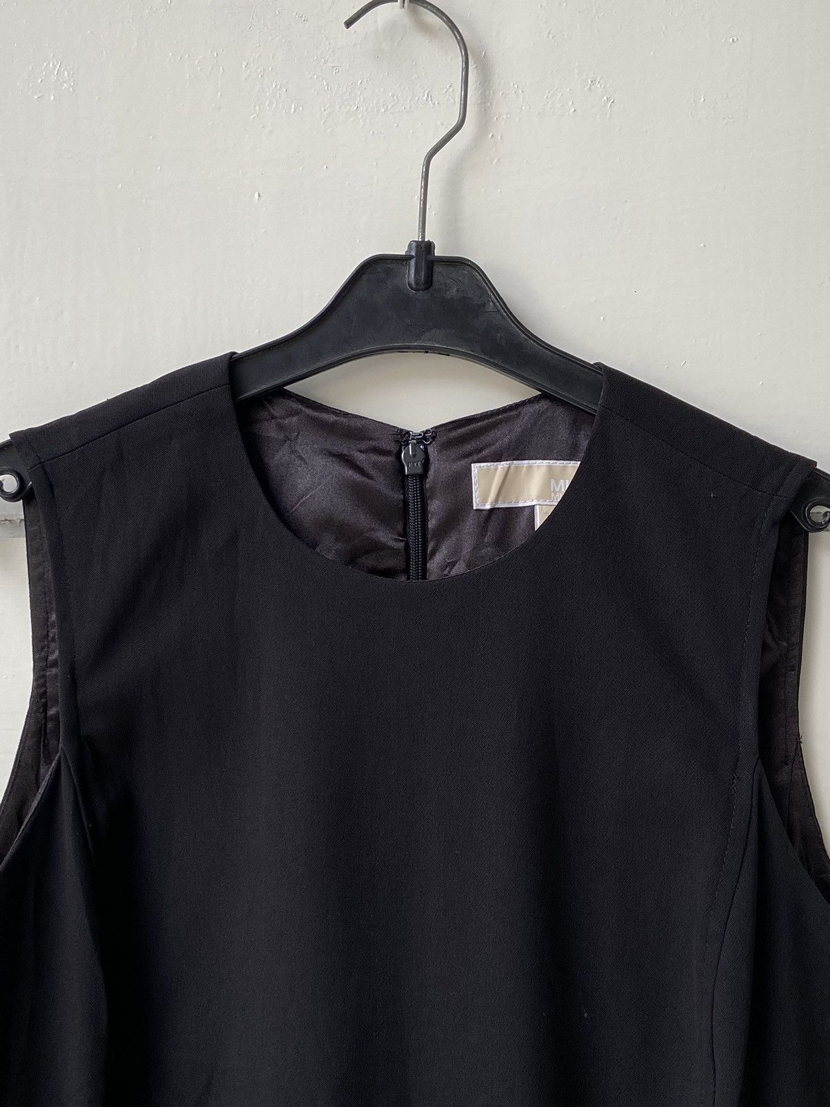 Michael Kors MICHAEL KORS Black Jumpsuit Size 30" / US 8 / IT 44 - 3 Thumbnail
