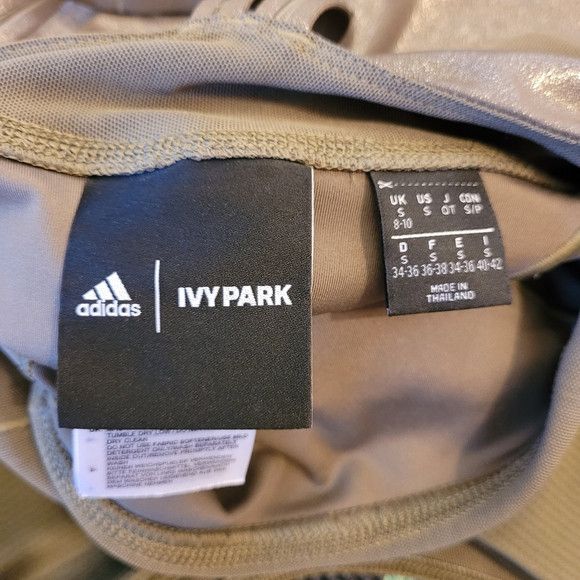 Adidas × Ivy Park Adidas x Ivy Park V-Neck Bodysuit Catsuit Size S HR6882 Size 26" / US 2 / IT 38 - 11 Thumbnail