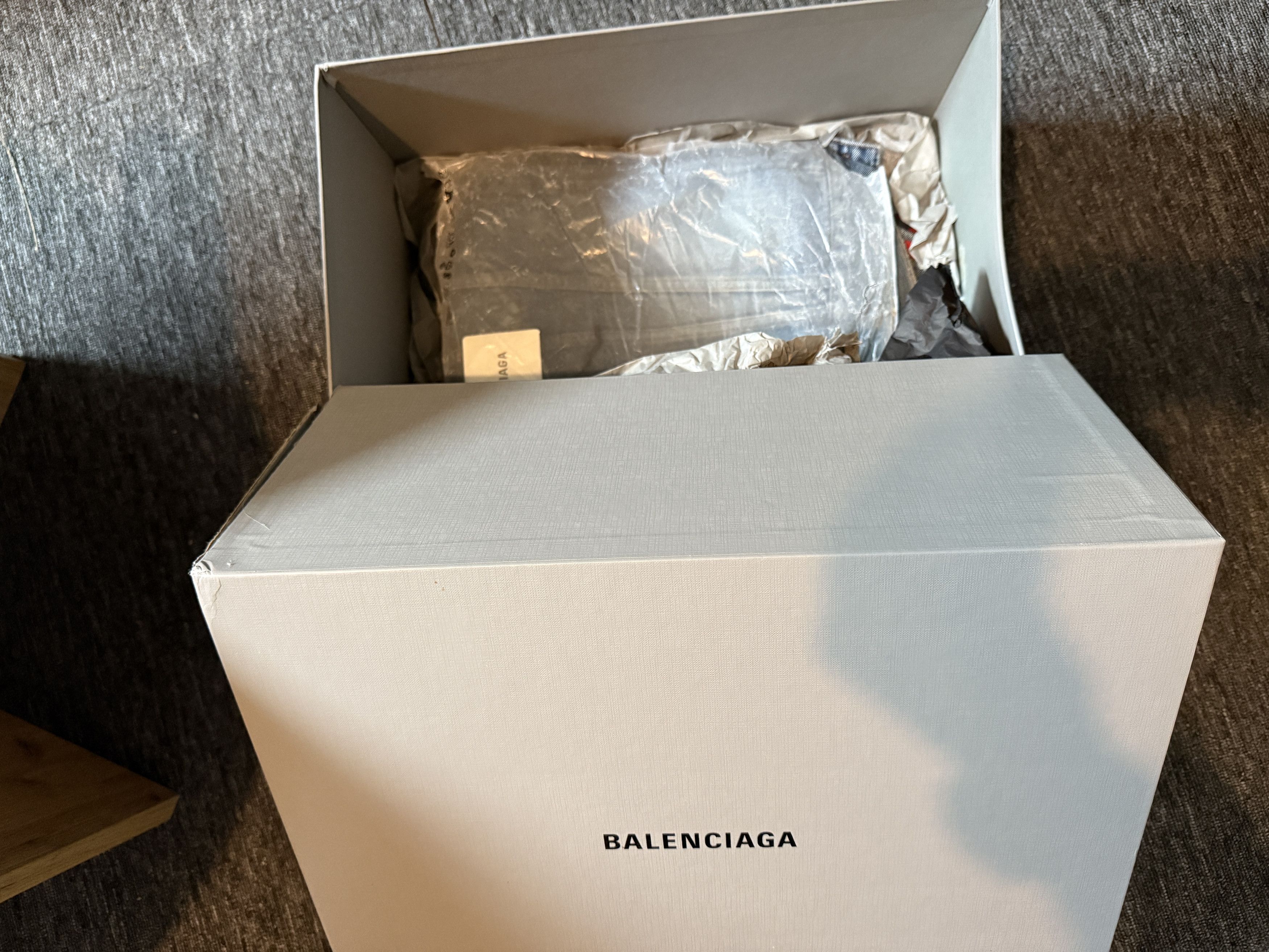 Balenciaga Balenciaga Denim Jacket – Size 48 – With Tags & Box Size US M / EU 48-50 / 2 - 5 Thumbnail