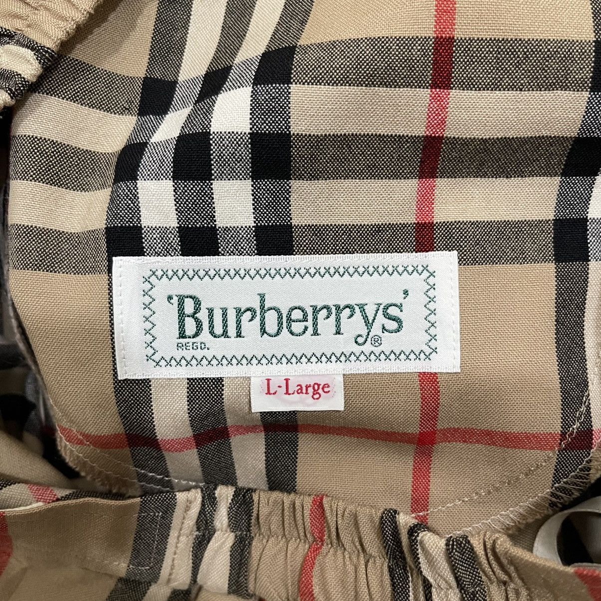 Burberry Vintage Burberry London Nova Check Wool Mini Skirt Size 30" / US 8 / IT 44 - 22 Thumbnail