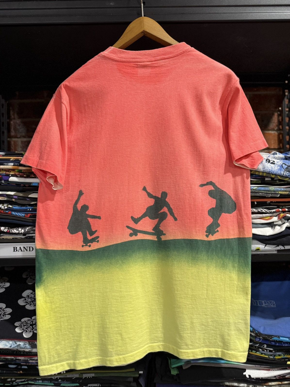 Anvil × Vintage Vintage 90s Skateboard Single Stitch By Anvil Tee Size US L / EU 52-54 / 3 - 8 Thumbnail