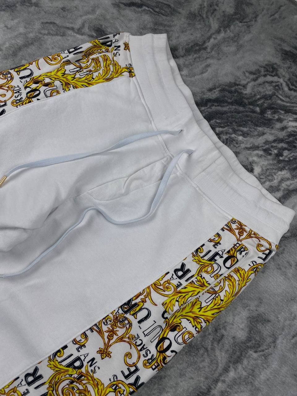Versace Versace Jeans Couture Sweatpants Baroque Print Men Size XL Size US 36 / EU 52 - 4 Thumbnail