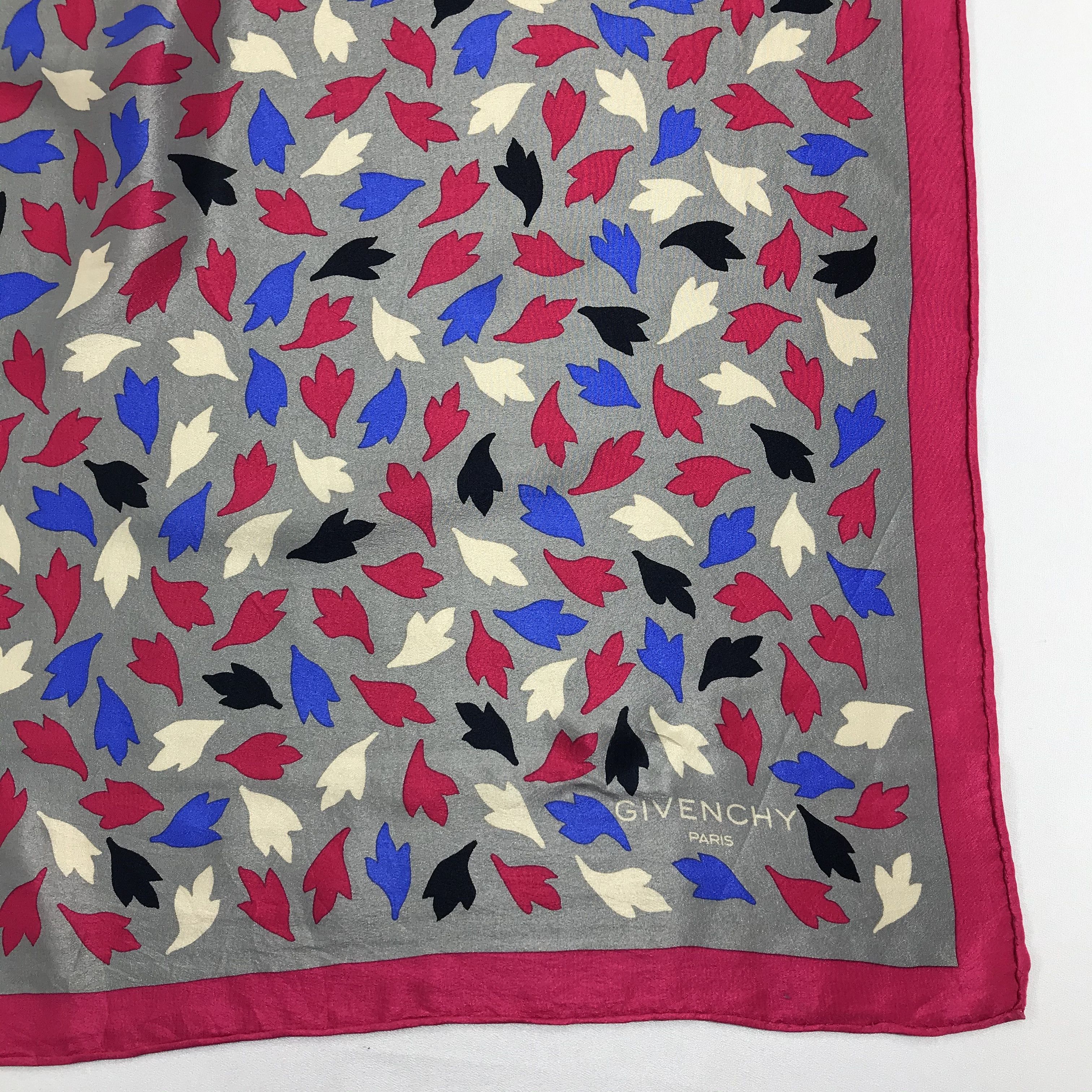 Vintage Vintage Givenchy Silk Scarf Size ONE SIZE - 4 Thumbnail