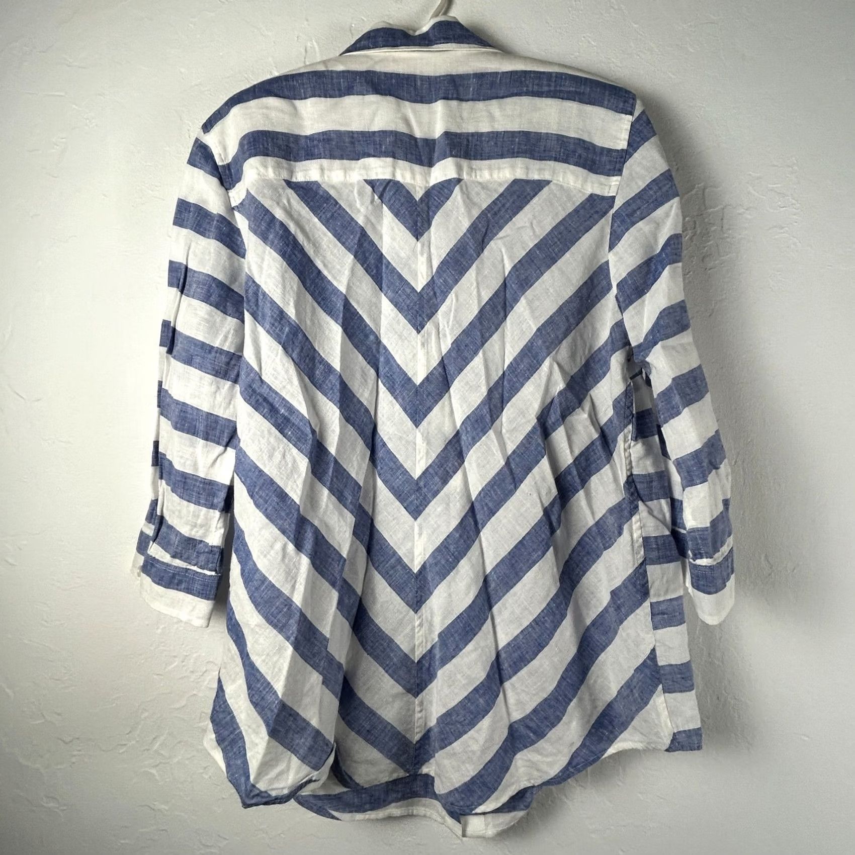 Vintage Chico's Shirt Striped Blue White Button-Down Non Iron Linen 2 XS? Size XS / US 0-2 / IT 36-38 - 2 Thumbnail