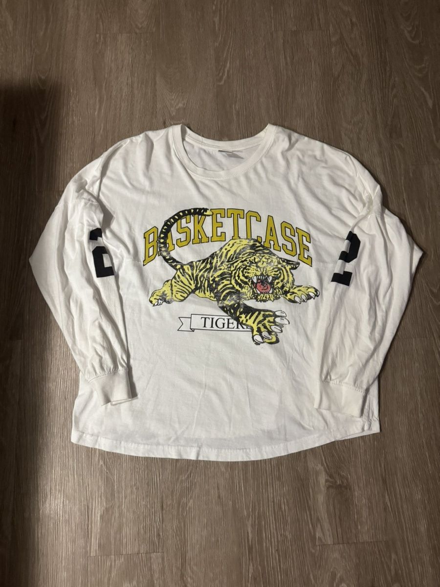 basketcase gallery Basketcase Gallery Tiger Longsleeve XXL Size US XXL / EU 58 / 5 - 1 Thumbnail