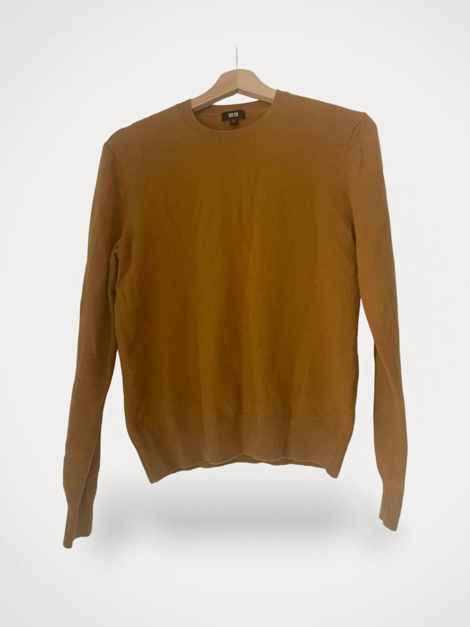 Uniqlo Uniqlo Sweater Size XS / US 0-2 / IT 36-38 - 1 Thumbnail