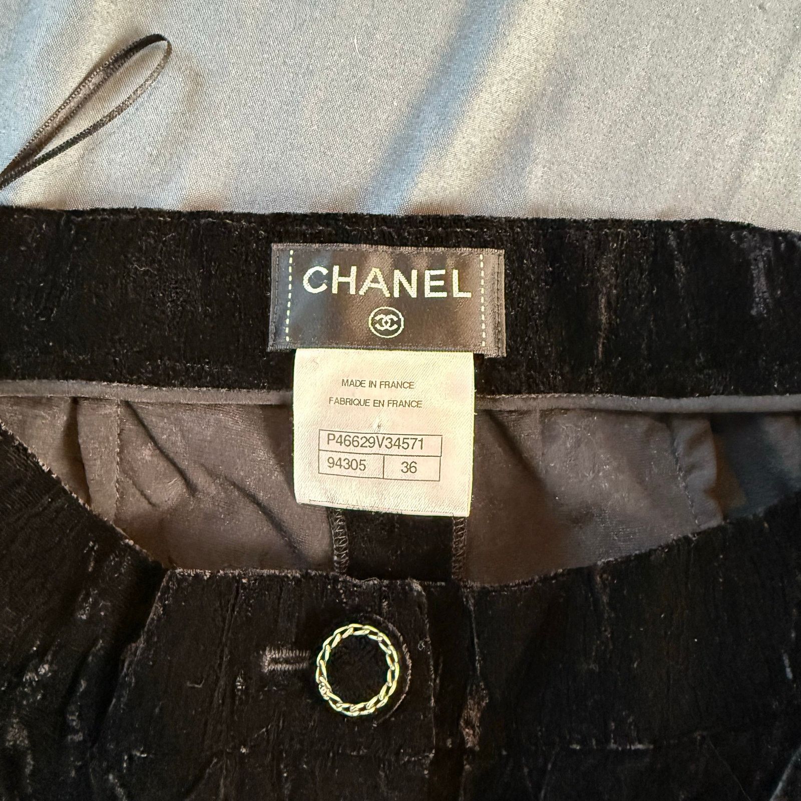 Chanel CHANEL P46629 Black Velvet / Rayon Pant Holiday Zip Sx 36 Size 26" / US 2 / IT 38 - 4 Thumbnail