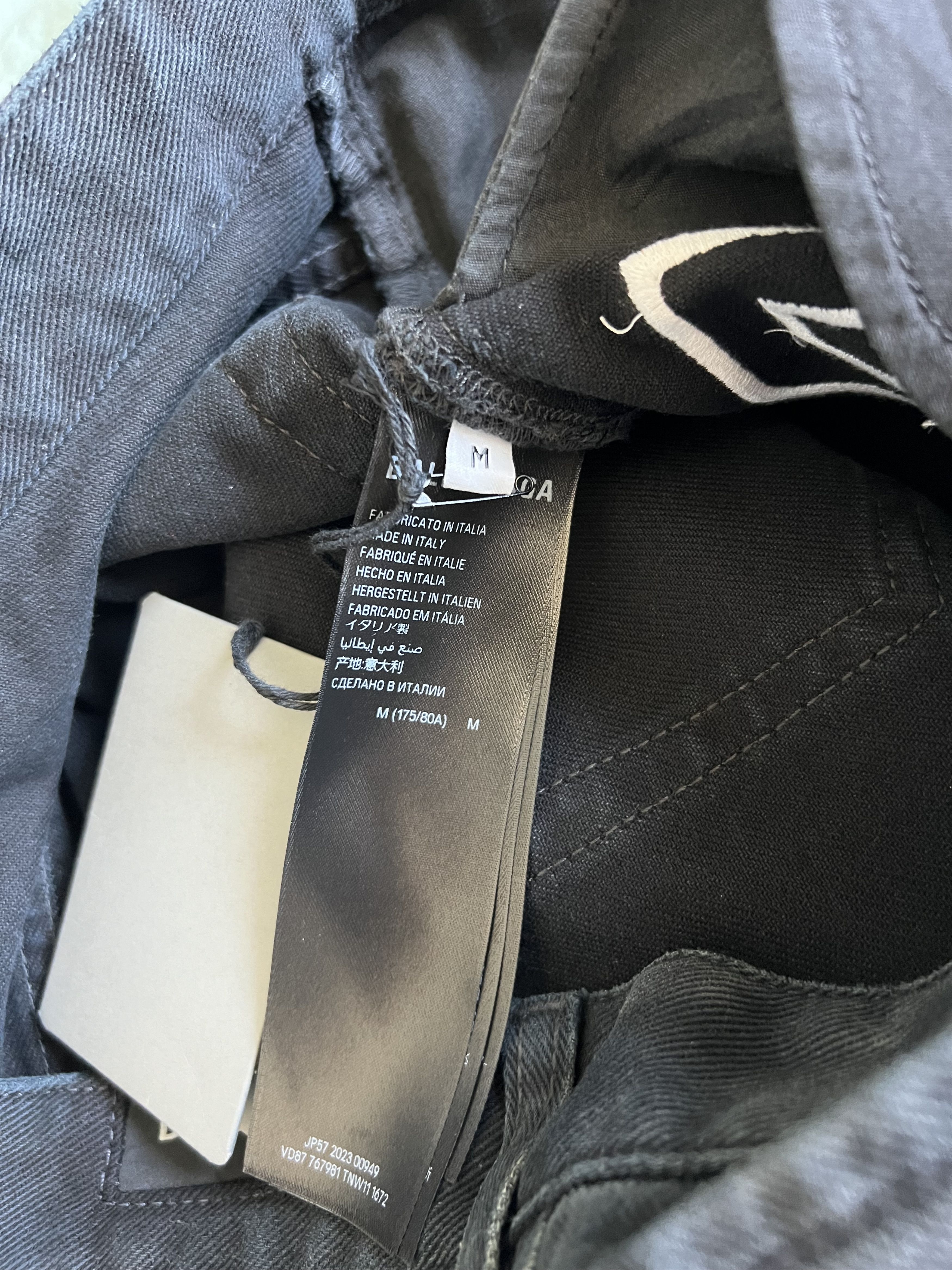 Balenciaga Balenciaga Embroidered Logo Baggy Denim in Black Size US 34 / EU 50 - 10 Thumbnail
