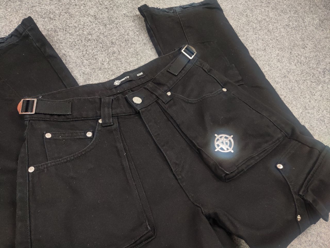 Other Vicinity Design Multipocket Zip logo cargo Back Baggy Pants Size US 30 / EU 46 - 14 Thumbnail